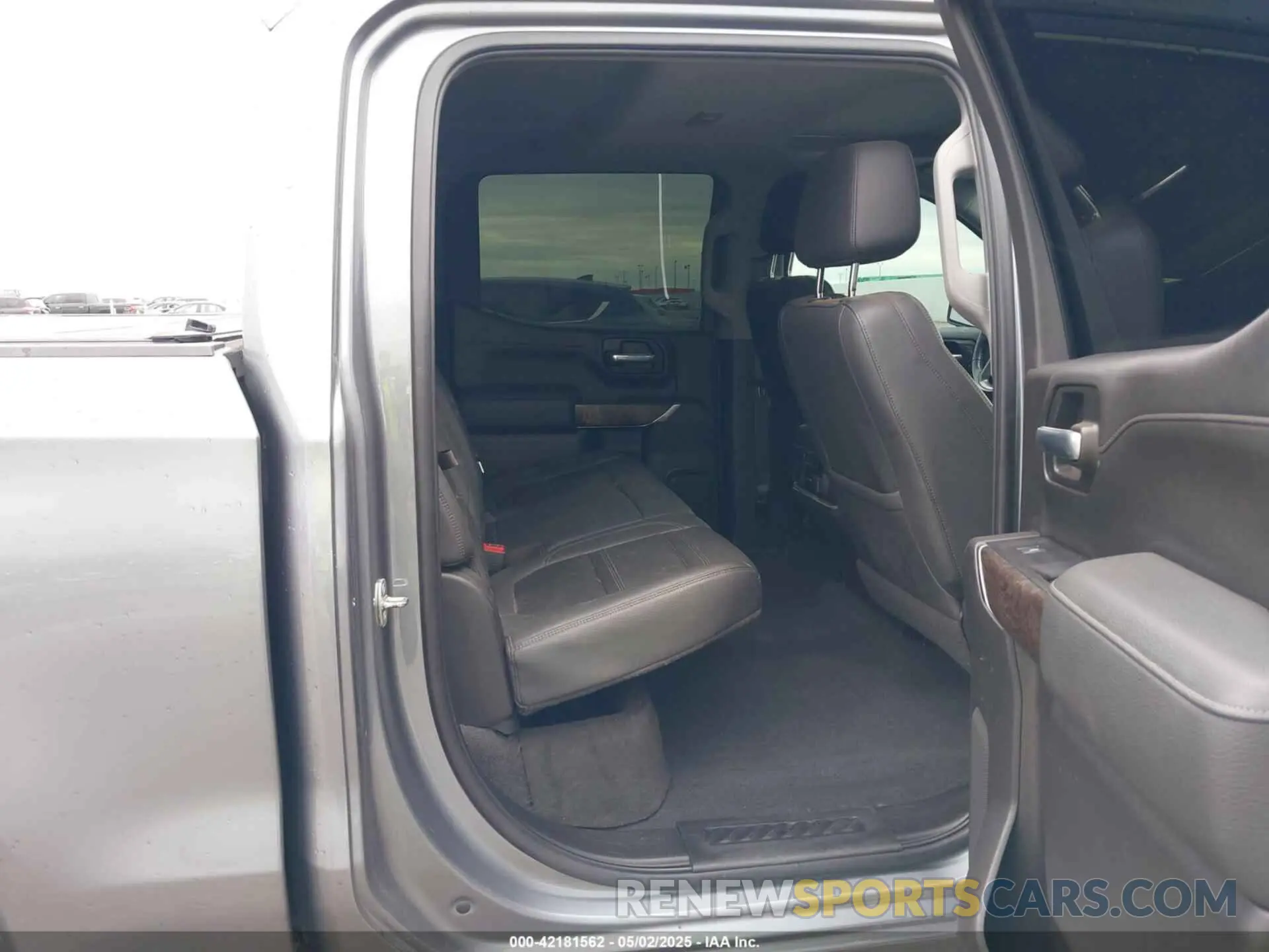 8 fotografías del automóvil dañado 3GTU9FEL2LG360724 GMC SIERRA 1500 2020