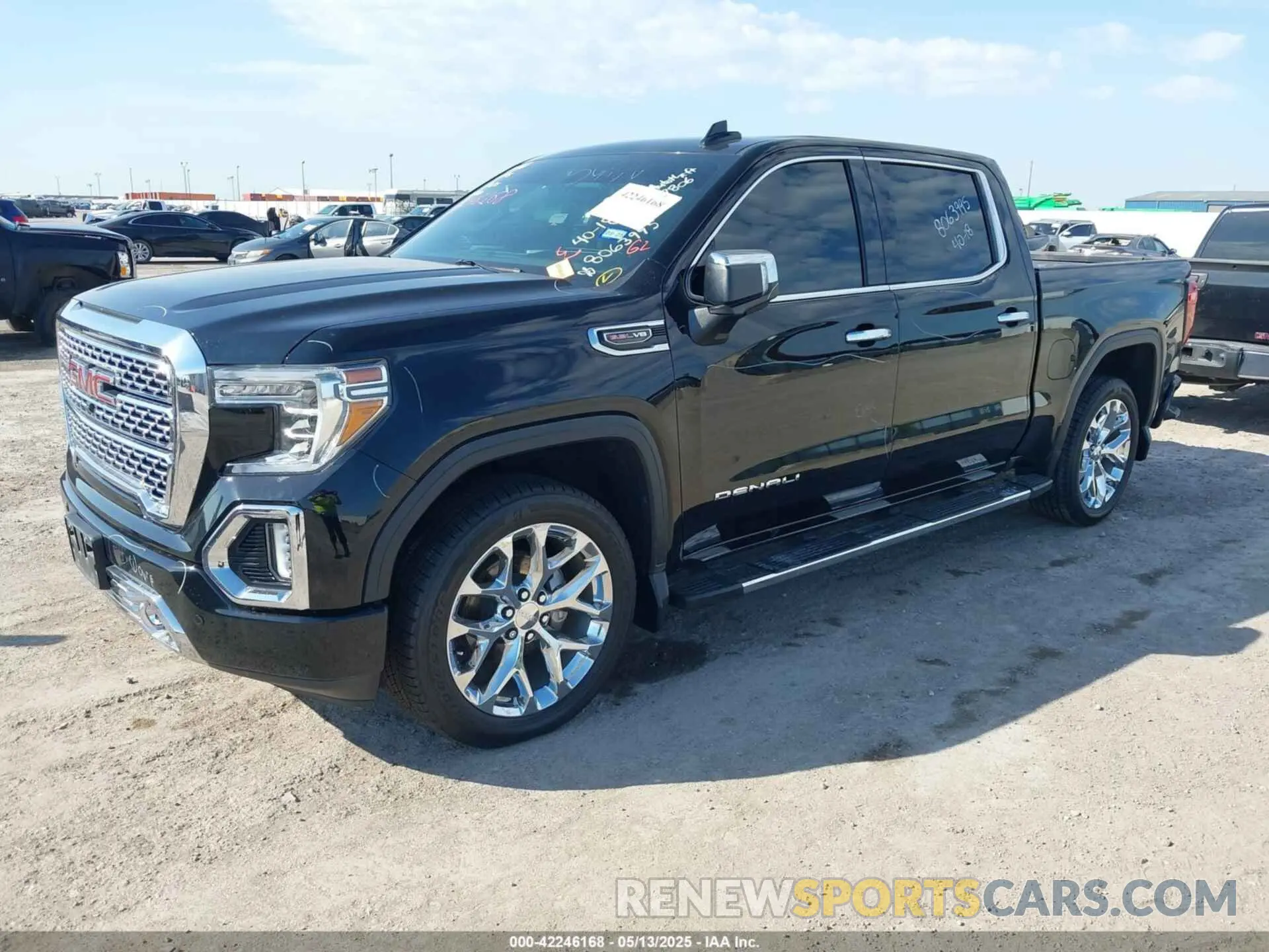 2 fotografías del automóvil dañado 3GTU9FEL9LG104001 GMC SIERRA 1500 2020