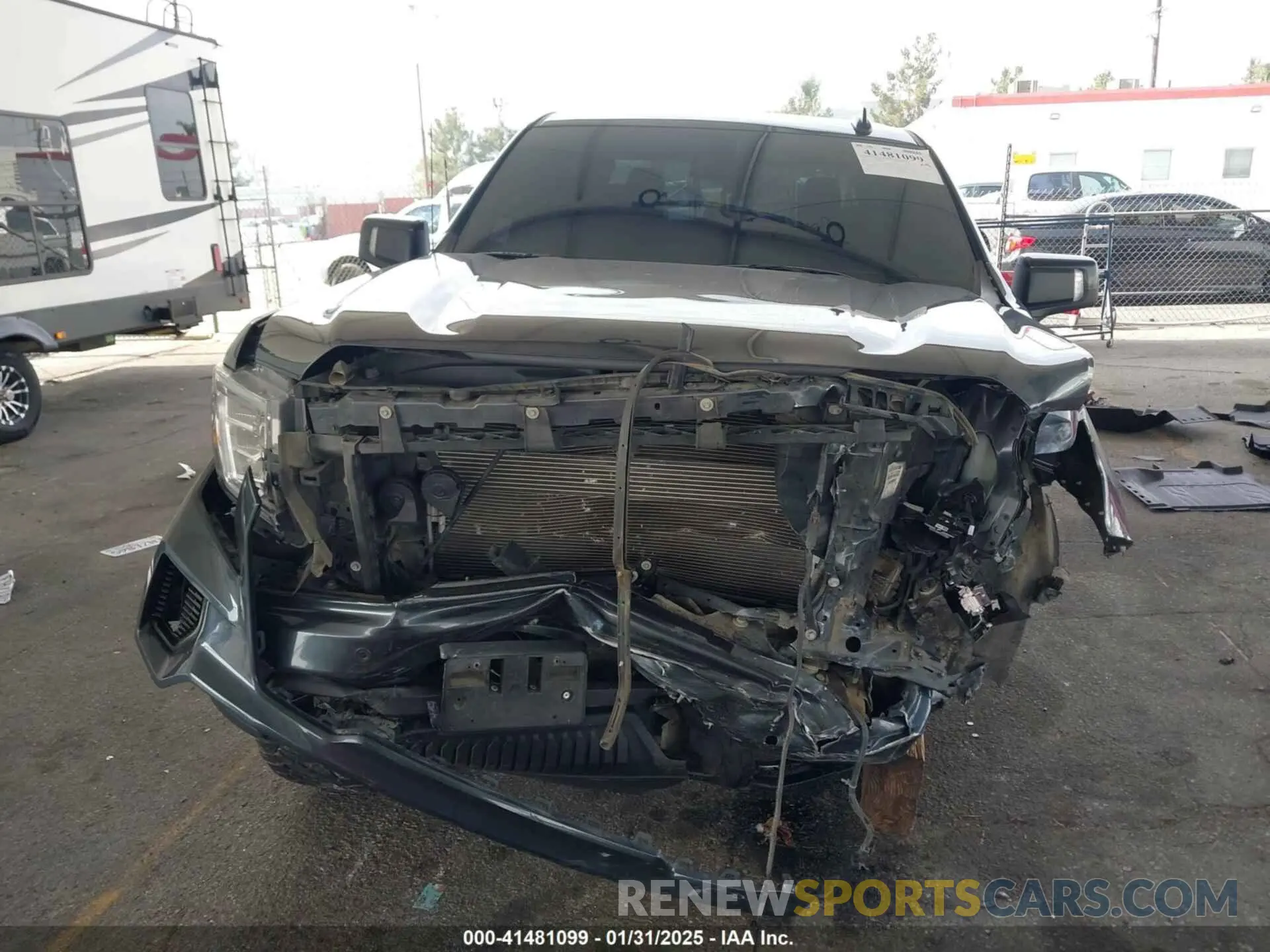 13 fotografías del automóvil dañado 1GTP8CED1MZ265581 GMC SIERRA 1500 2021