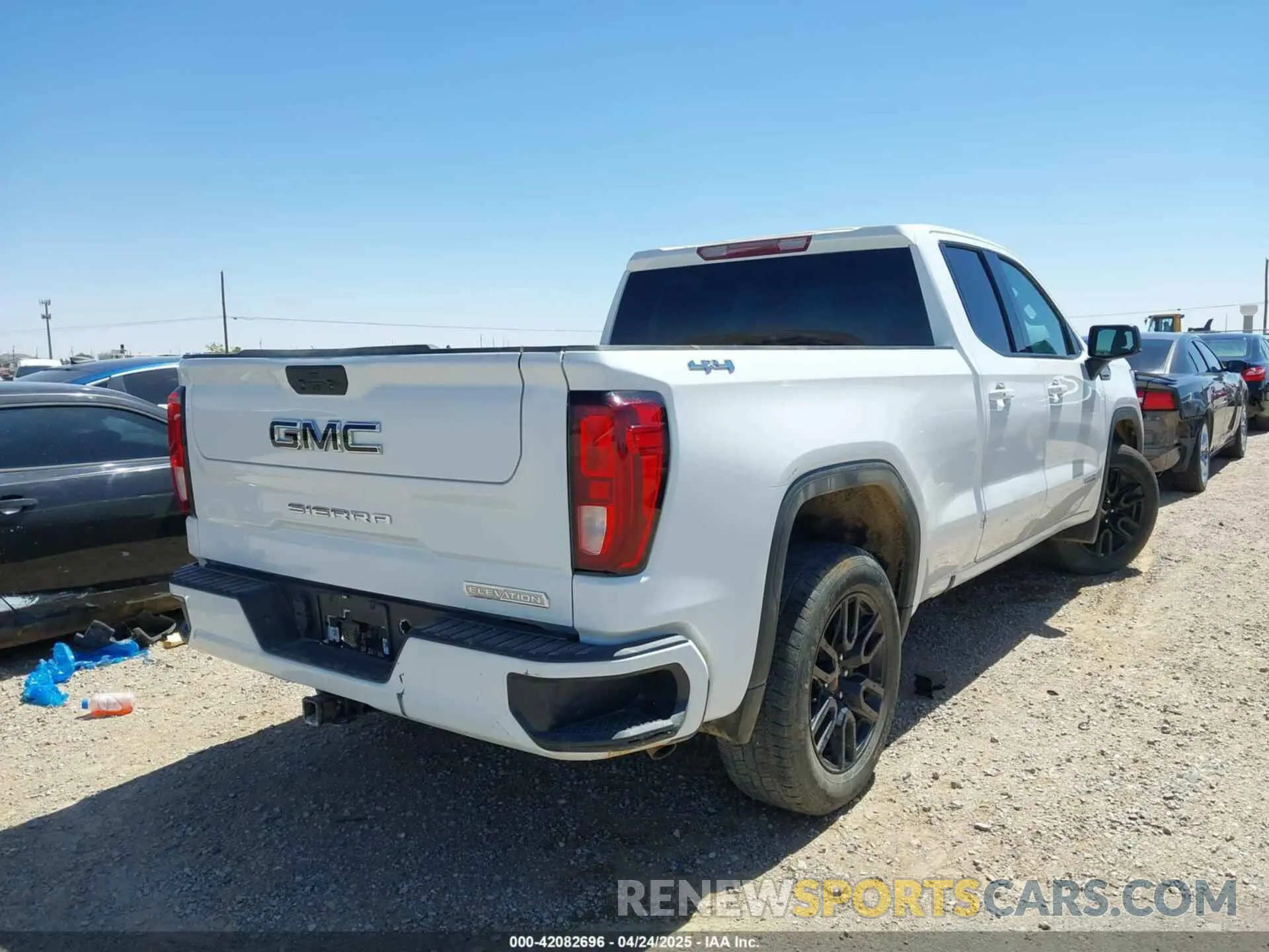 4 fotografías del automóvil dañado 1GTR9CED5MZ338277 GMC SIERRA 1500 2021