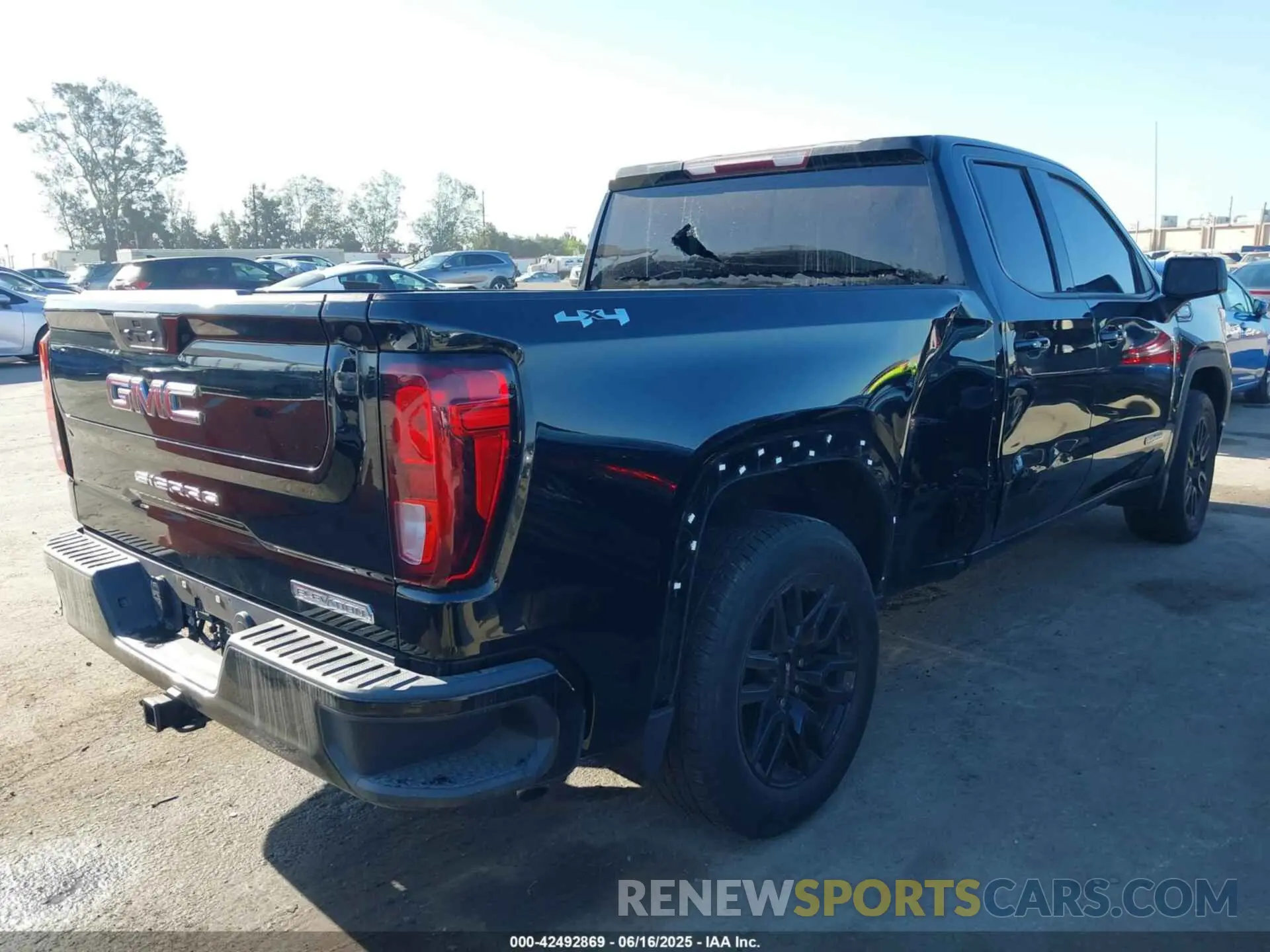 4 fotografías del automóvil dañado 1GTR9CED7MZ225866 GMC SIERRA 1500 2021