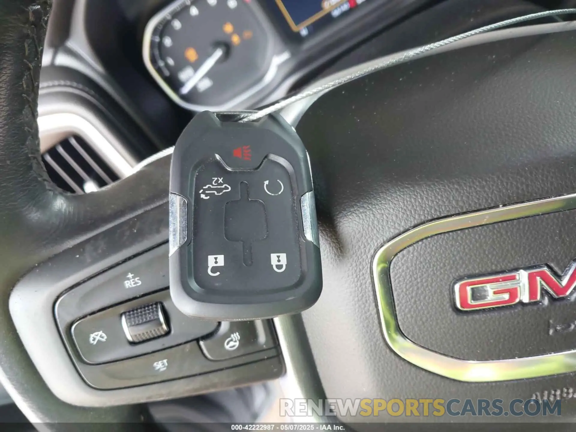 11 fotografías del automóvil dañado 1GTU9DED2MZ121365 GMC SIERRA 1500 2021