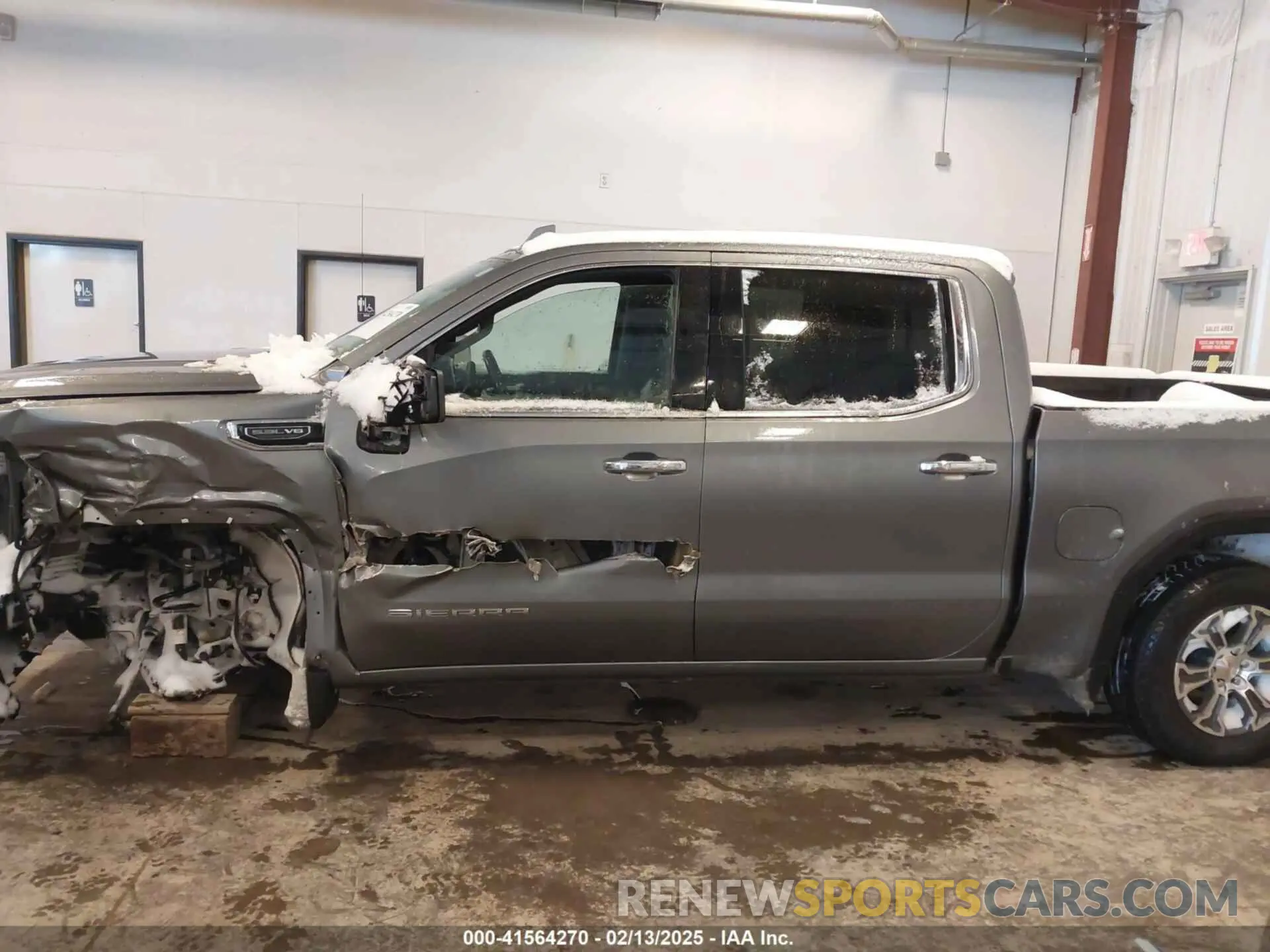 15 fotografías del automóvil dañado 1GTU9DED7MZ359468 GMC SIERRA 1500 2021