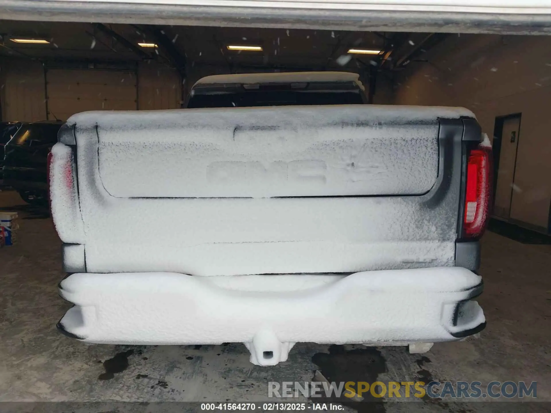 17 fotografías del automóvil dañado 1GTU9DED7MZ359468 GMC SIERRA 1500 2021