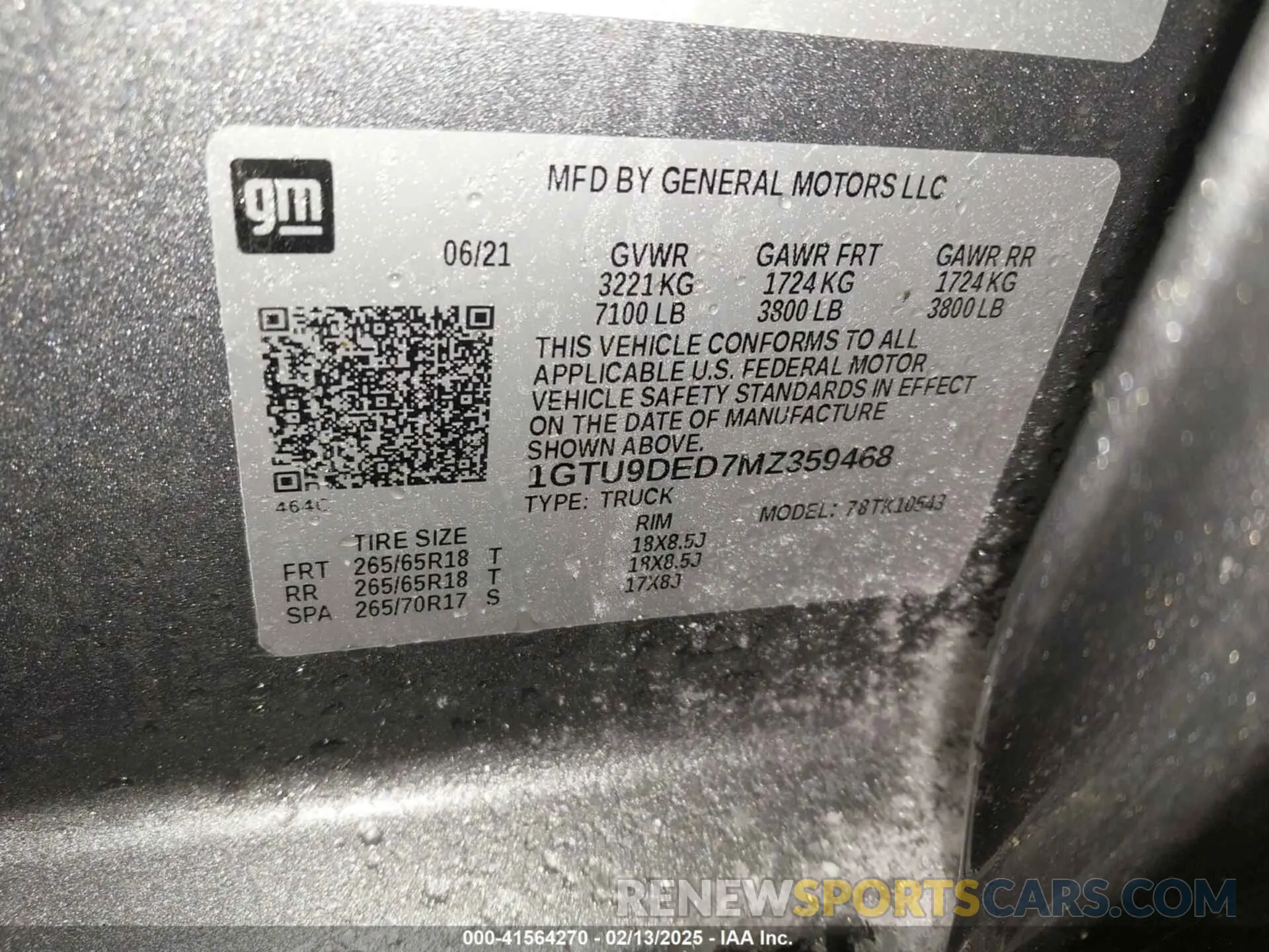 9 fotografías del automóvil dañado 1GTU9DED7MZ359468 GMC SIERRA 1500 2021
