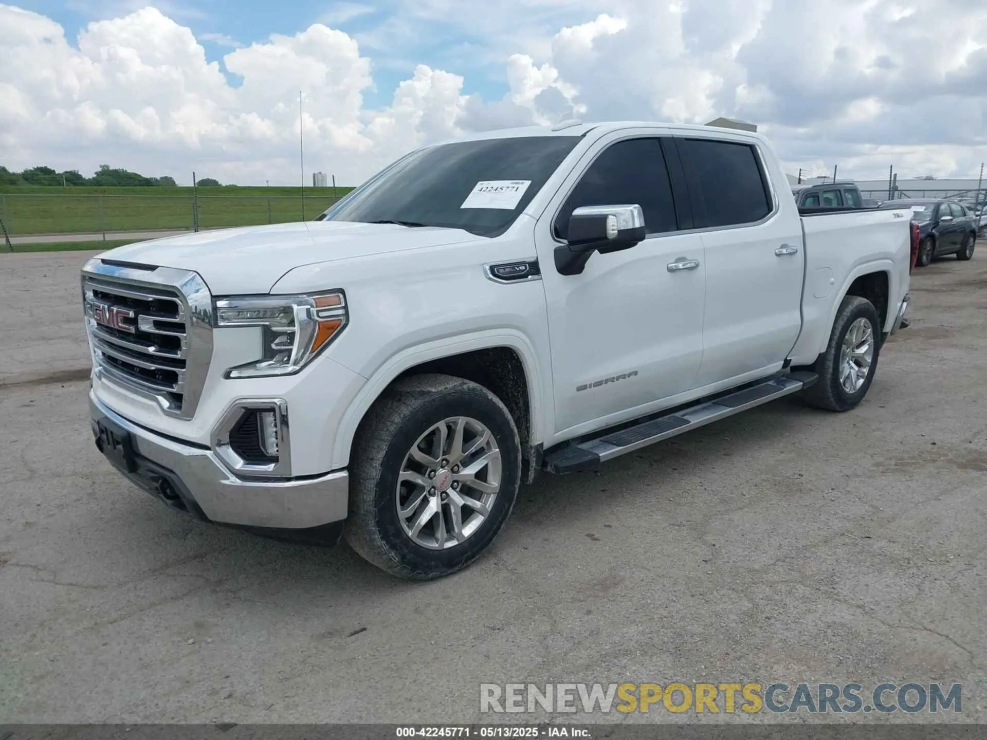 2 fotografías del automóvil dañado 1GTU9DED9MZ359939 GMC SIERRA 1500 2021