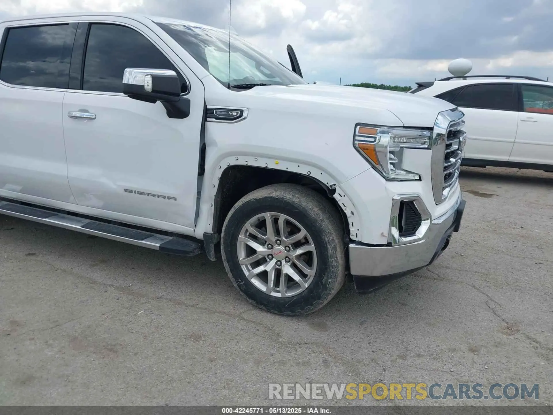 6 fotografías del automóvil dañado 1GTU9DED9MZ359939 GMC SIERRA 1500 2021