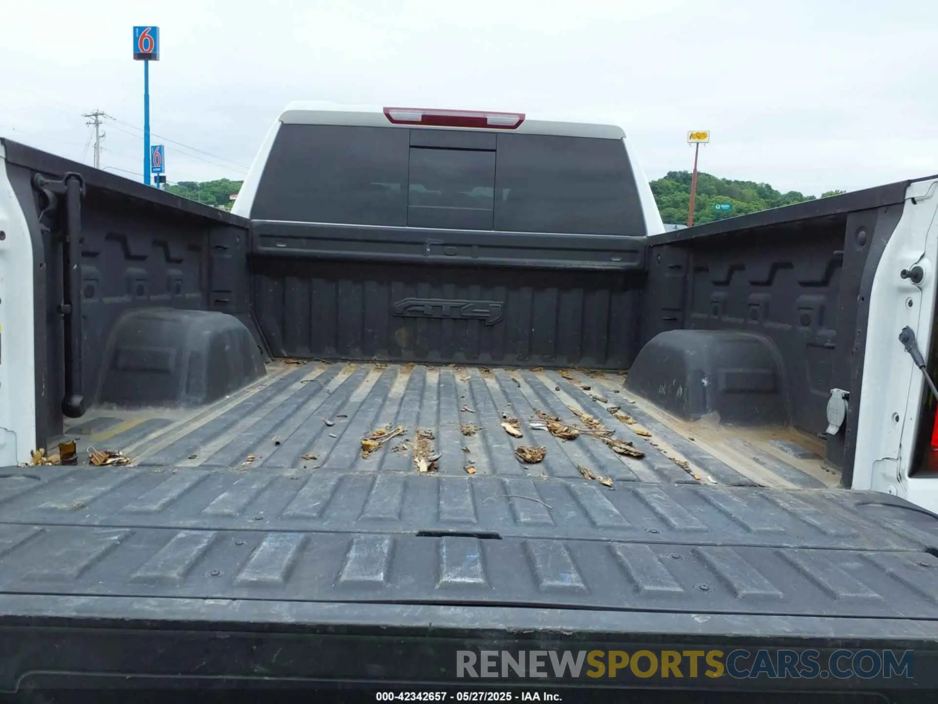 17 fotografías del automóvil dañado 3GTP9EED4MG390227 GMC SIERRA 1500 2021