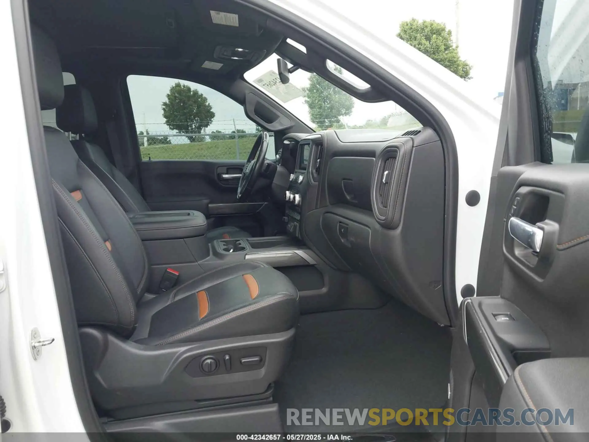 5 fotografías del automóvil dañado 3GTP9EED4MG390227 GMC SIERRA 1500 2021