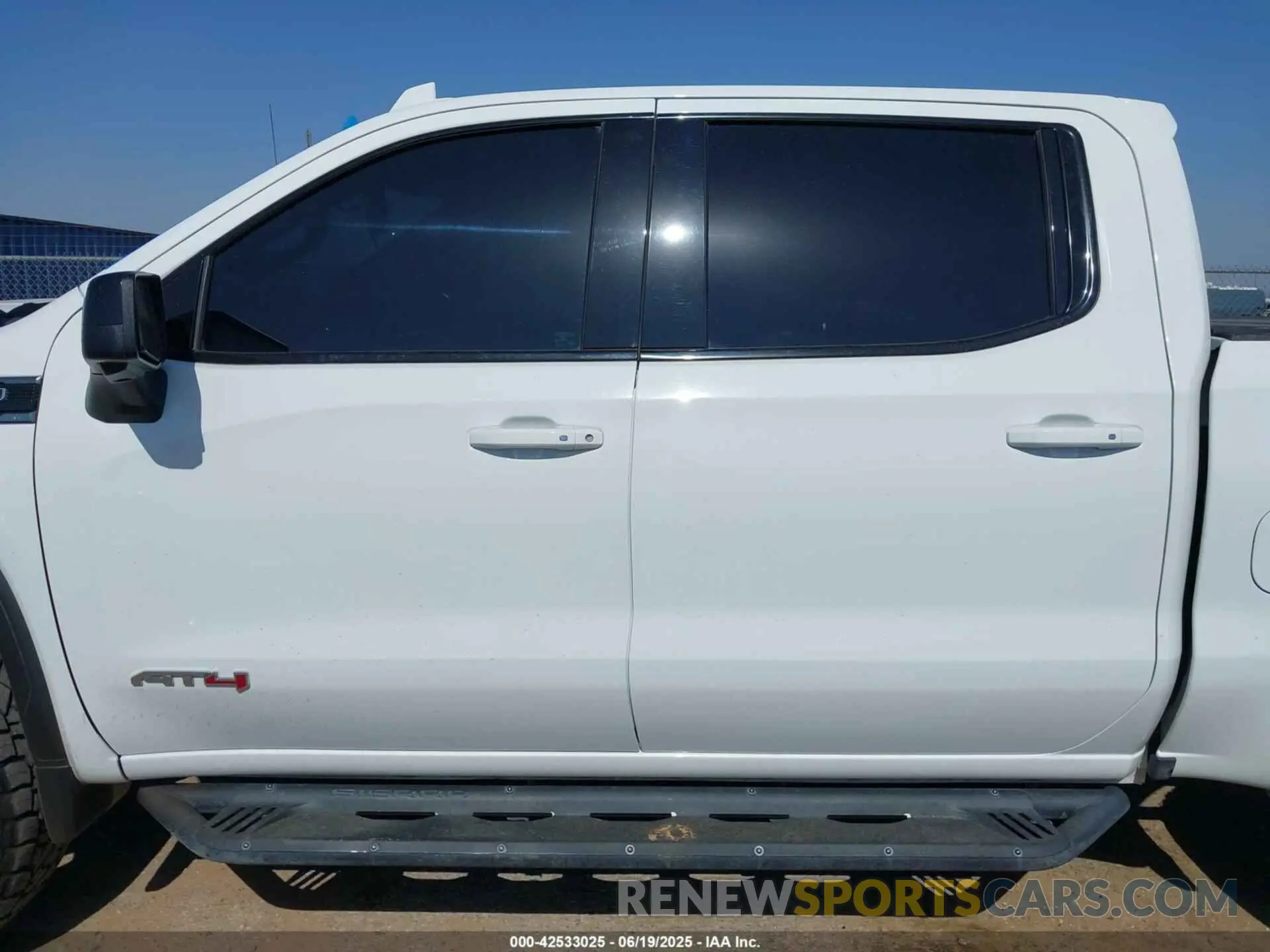 14 fotografías del automóvil dañado 3GTP9EED6MG183046 GMC SIERRA 1500 2021