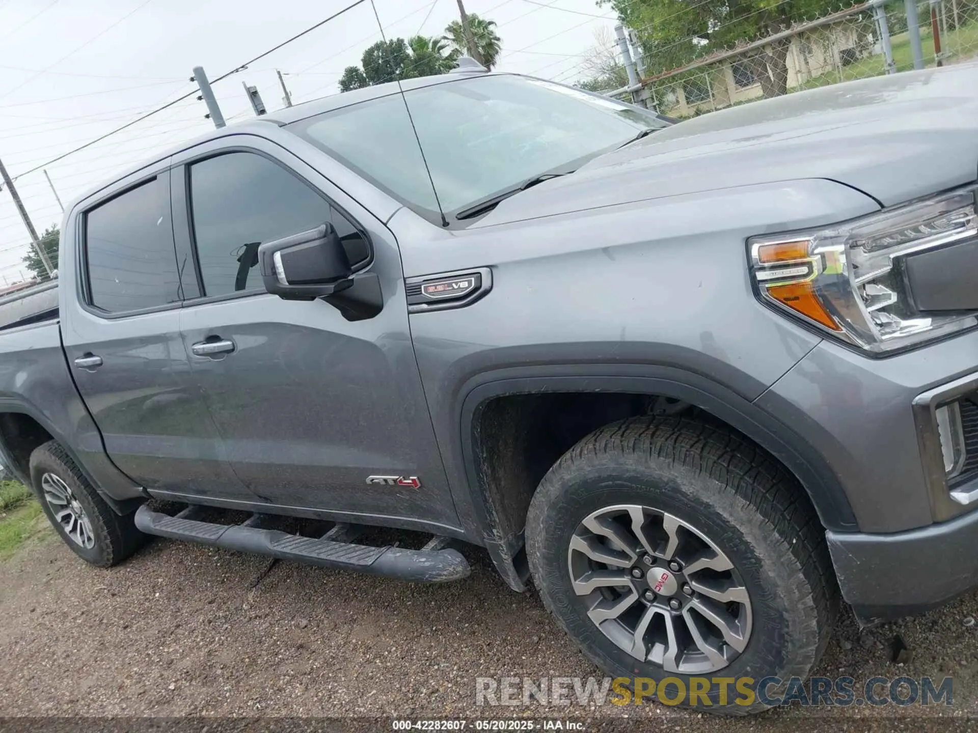 13 fotografías del automóvil dañado 3GTP9EEL3MG388668 GMC SIERRA 1500 2021