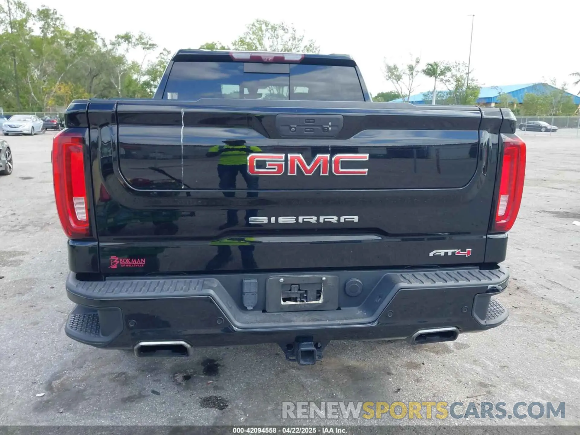 17 fotografías del automóvil dañado 3GTP9EEL6MG296549 GMC SIERRA 1500 2021