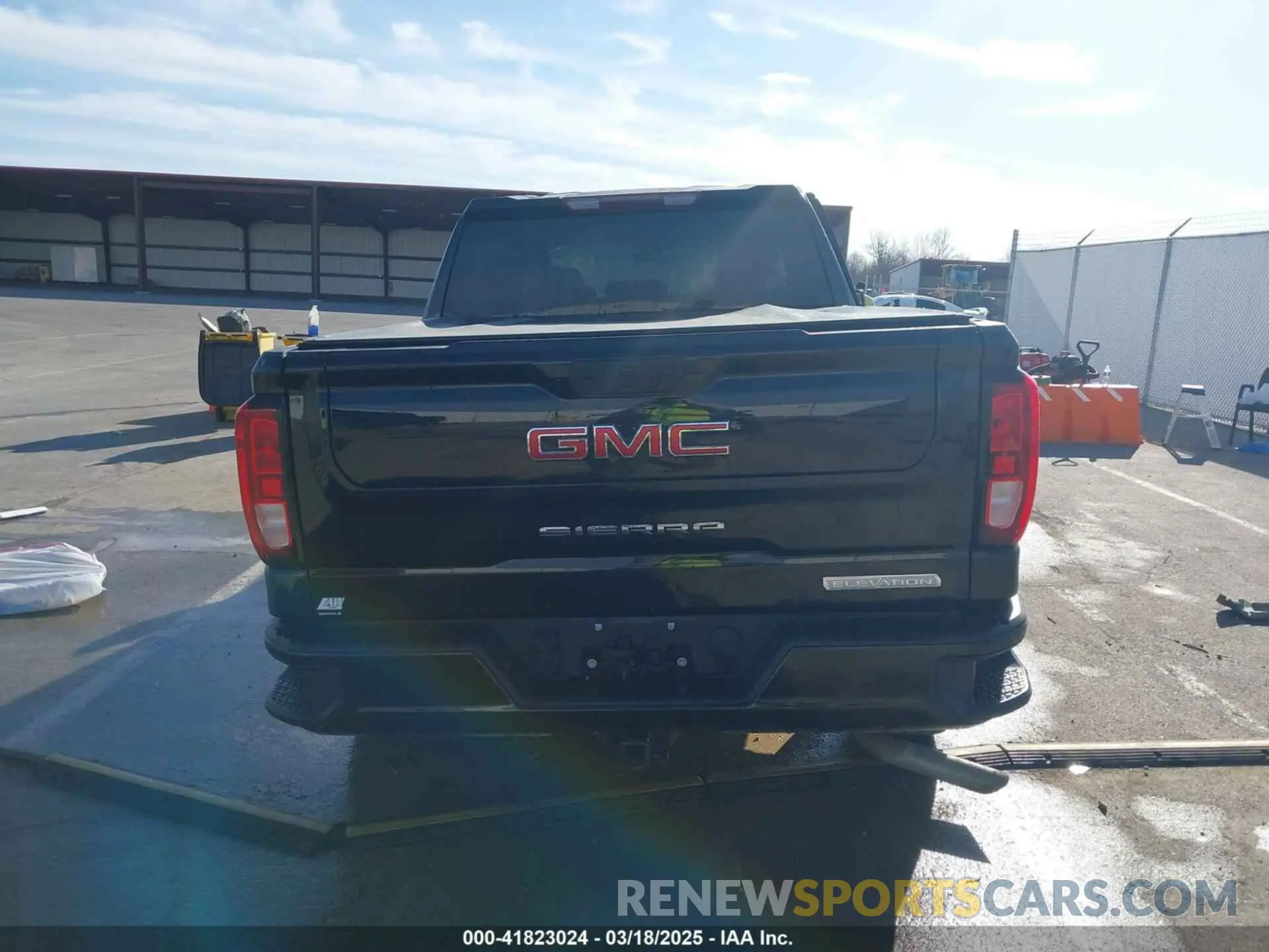 16 fotografías del automóvil dañado 3GTP9GEK0MG404389 GMC SIERRA 1500 2021