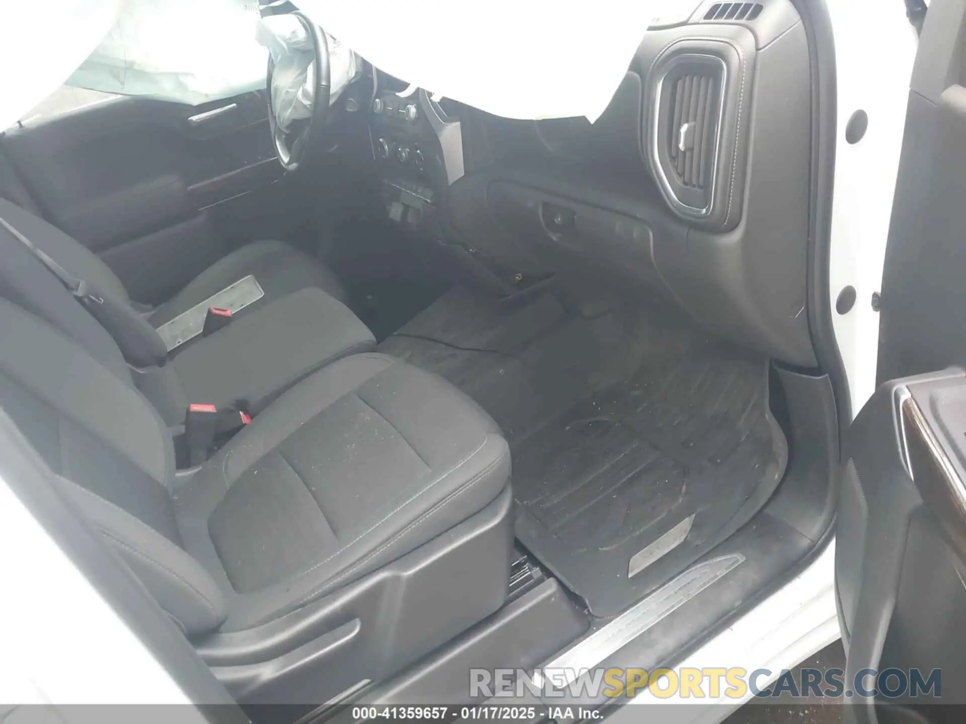 5 fotografías del automóvil dañado 3GTU9CED1MG143030 GMC SIERRA 1500 2021