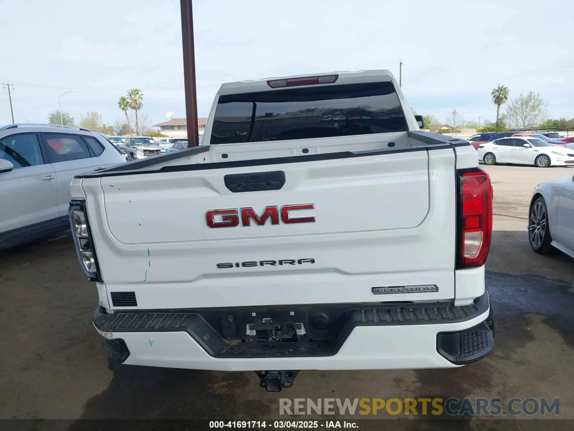 17 fotografías del automóvil dañado 3GTU9CED5MG236469 GMC SIERRA 1500 2021