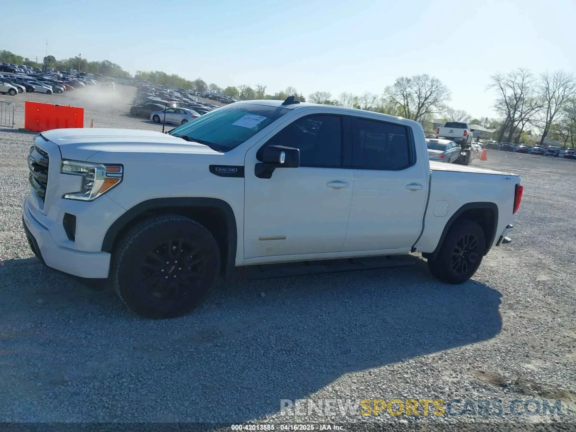 14 fotografías del automóvil dañado 3GTU9CED7MG289092 GMC SIERRA 1500 2021
