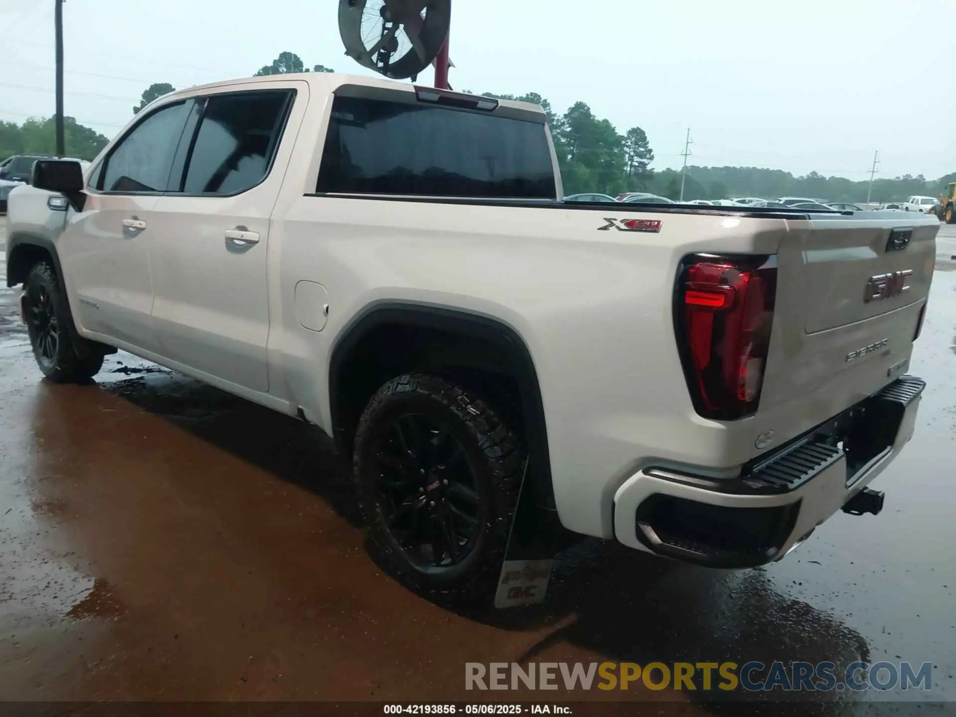 3 fotografías del automóvil dañado 3GTU9CET6MG435764 GMC SIERRA 1500 2021