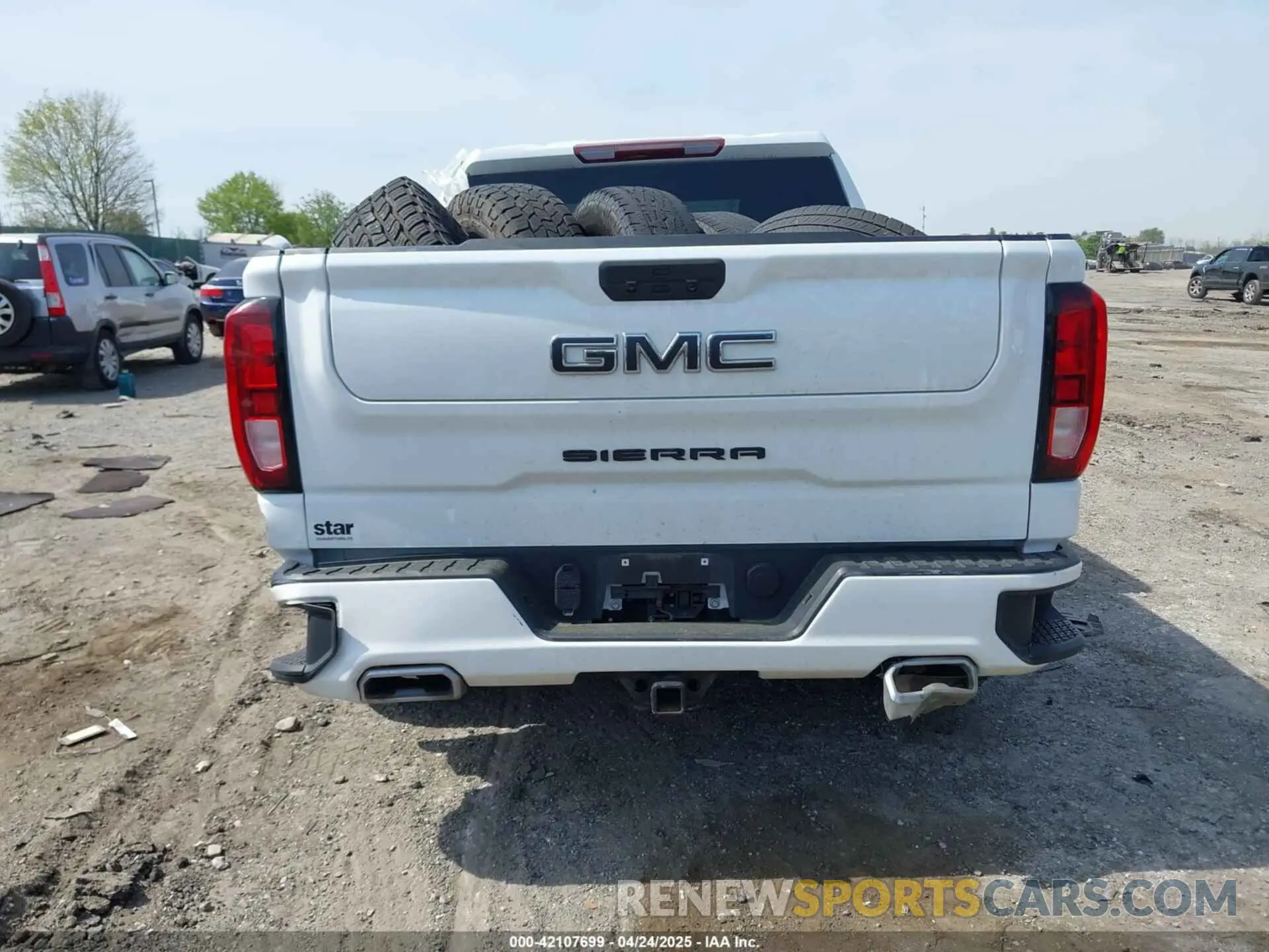 15 fotografías del automóvil dañado 3GTU9CET8MG410025 GMC SIERRA 1500 2021