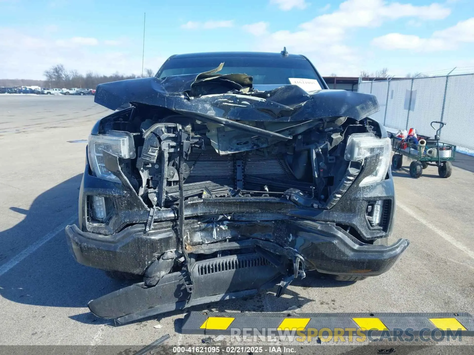 12 fotografías del automóvil dañado 3GTU9CET9MG315442 GMC SIERRA 1500 2021