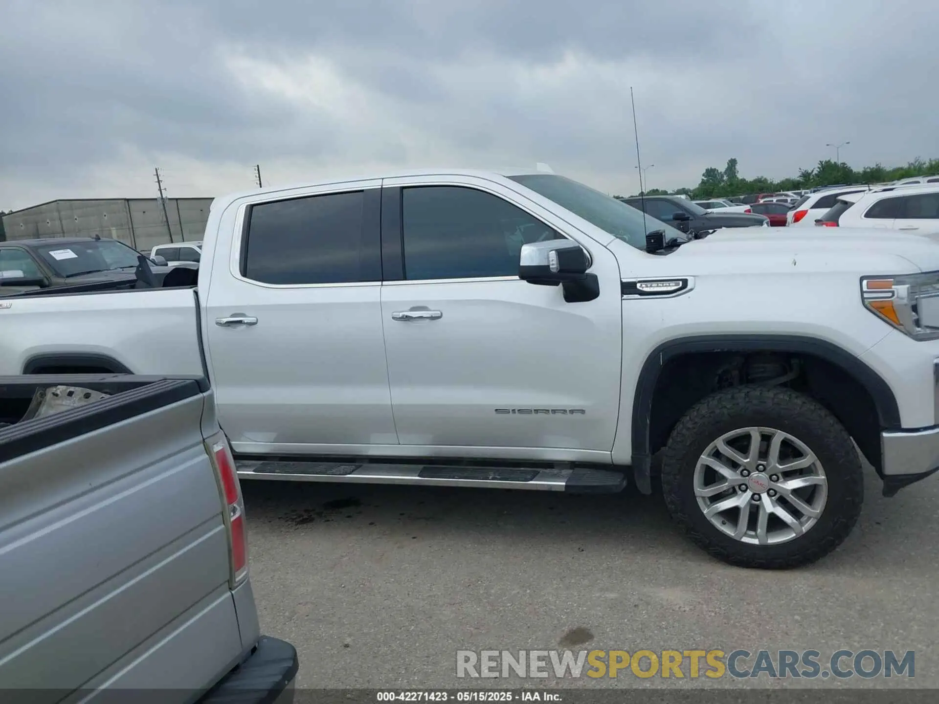 13 fotografías del automóvil dañado 3GTU9DED3MG256869 GMC SIERRA 1500 2021