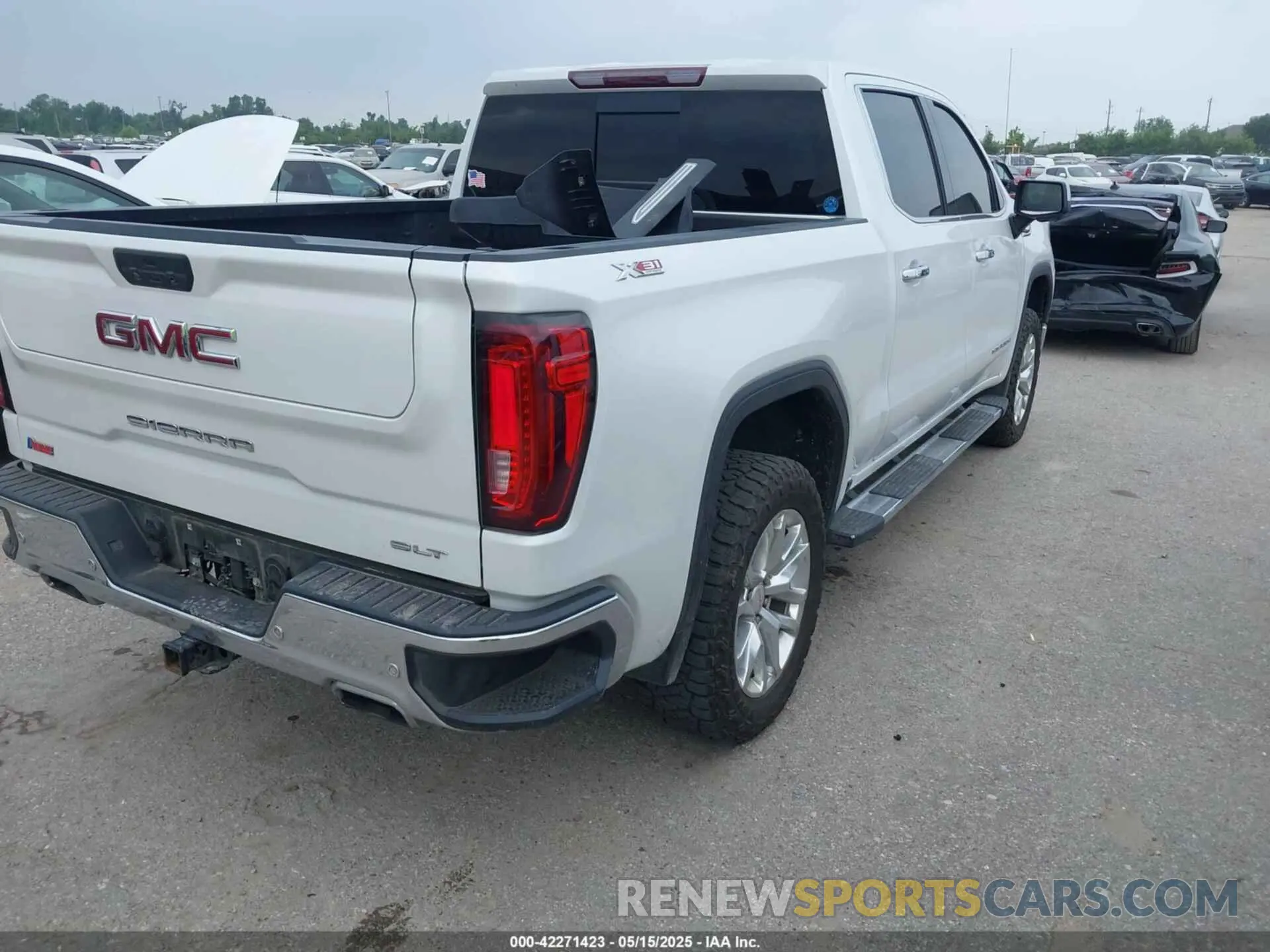 4 fotografías del automóvil dañado 3GTU9DED3MG256869 GMC SIERRA 1500 2021