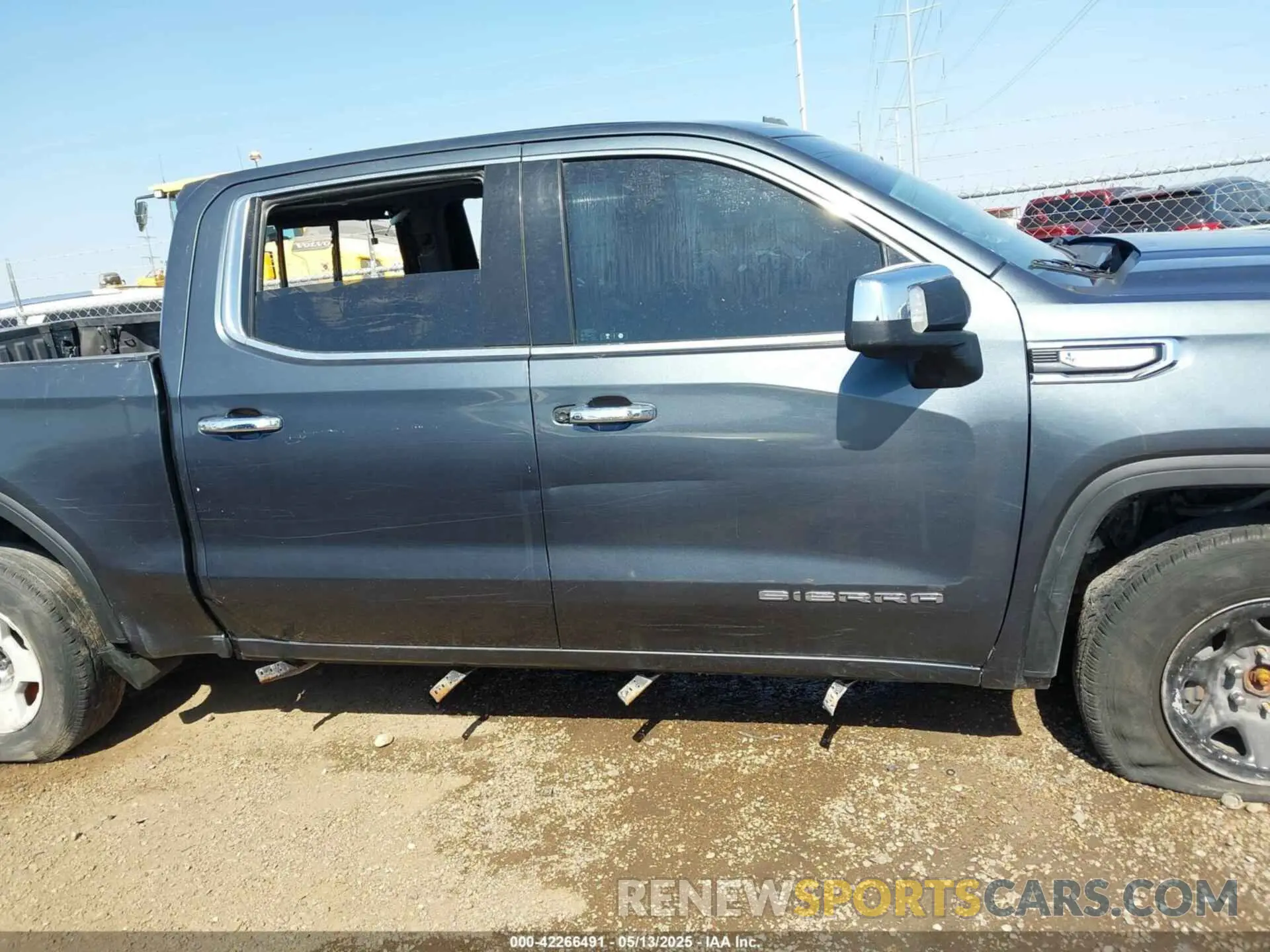 13 fotografías del automóvil dañado 3GTU9DED4MG127507 GMC SIERRA 1500 2021
