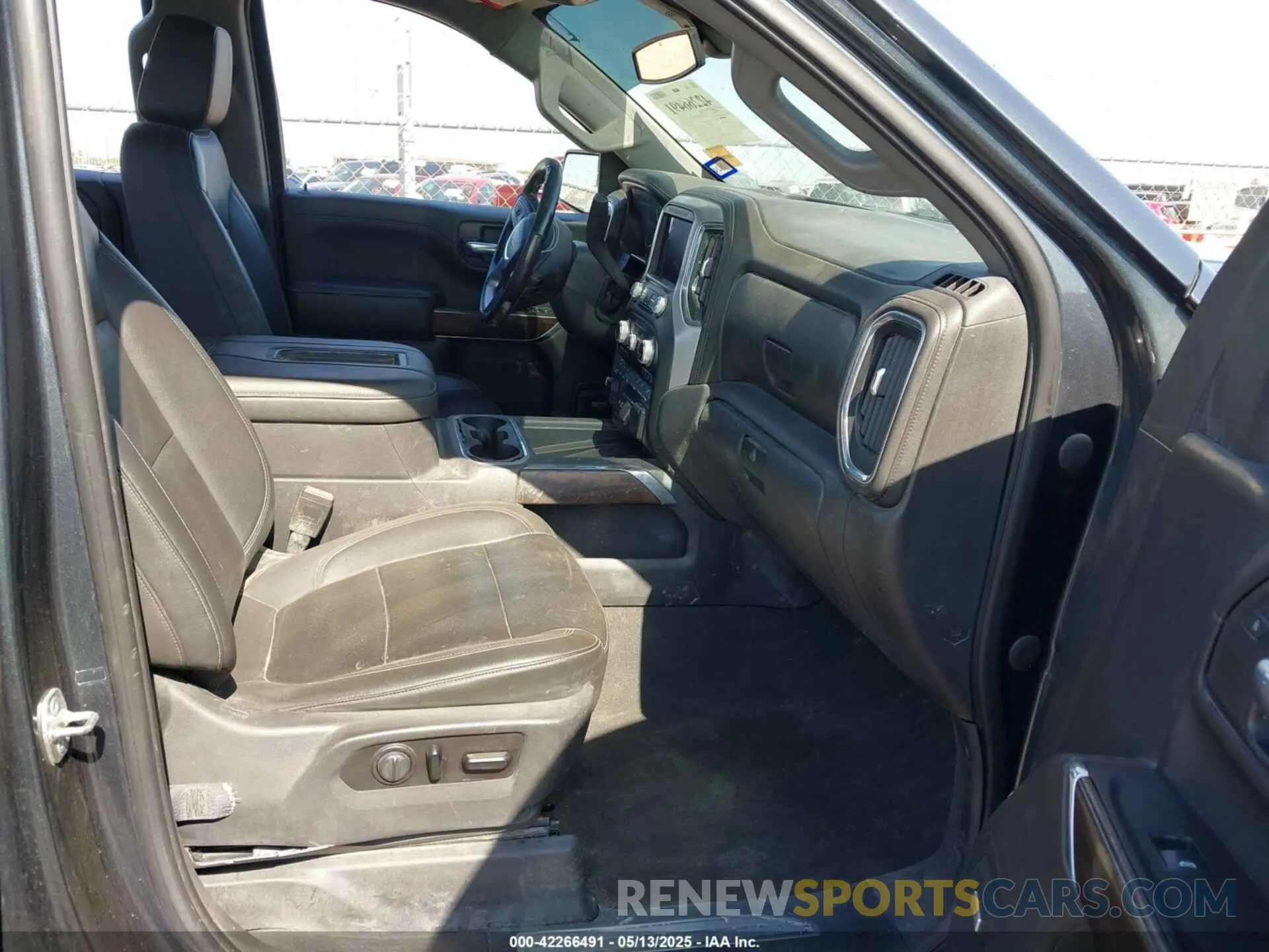 5 fotografías del automóvil dañado 3GTU9DED4MG127507 GMC SIERRA 1500 2021