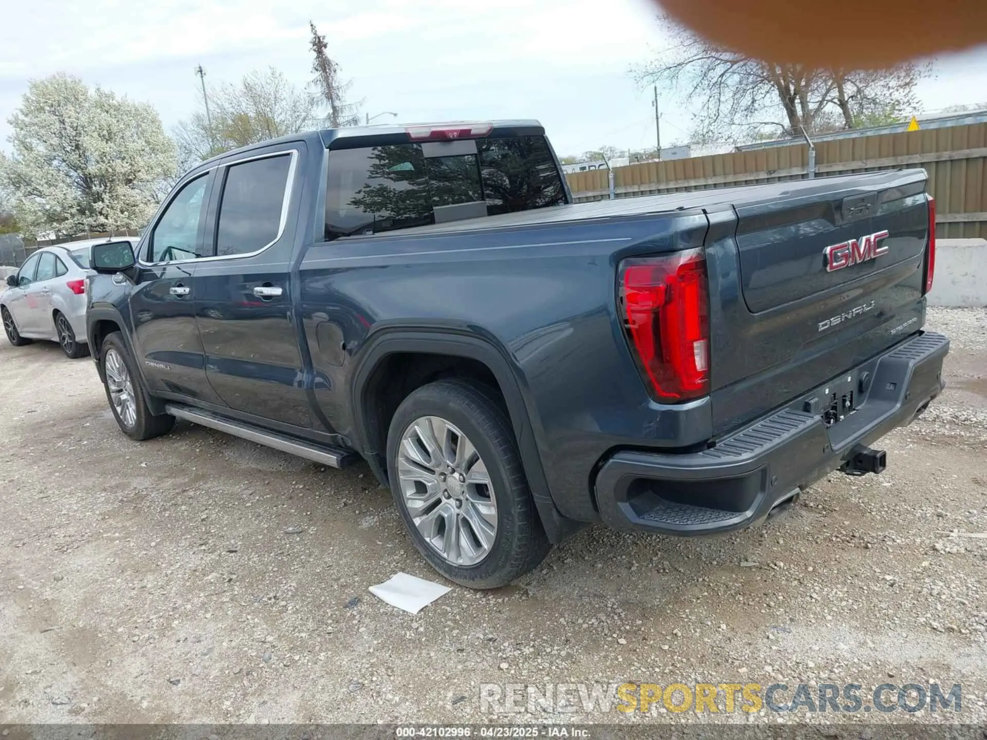 3 fotografías del automóvil dañado 3GTU9FEL6MG186027 GMC SIERRA 1500 2021