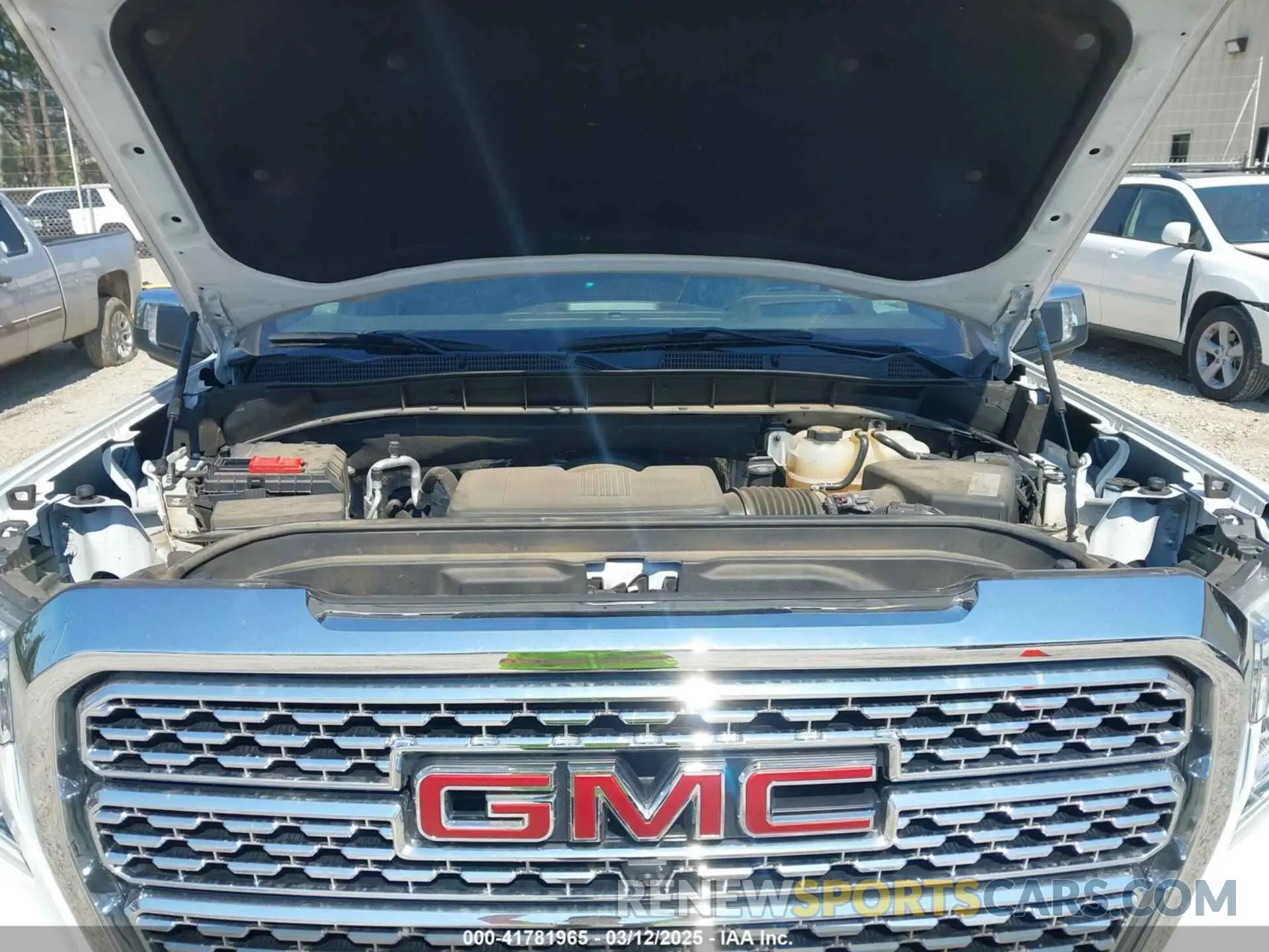 10 fotografías del automóvil dañado 3GTU9FEL6MG344432 GMC SIERRA 1500 2021