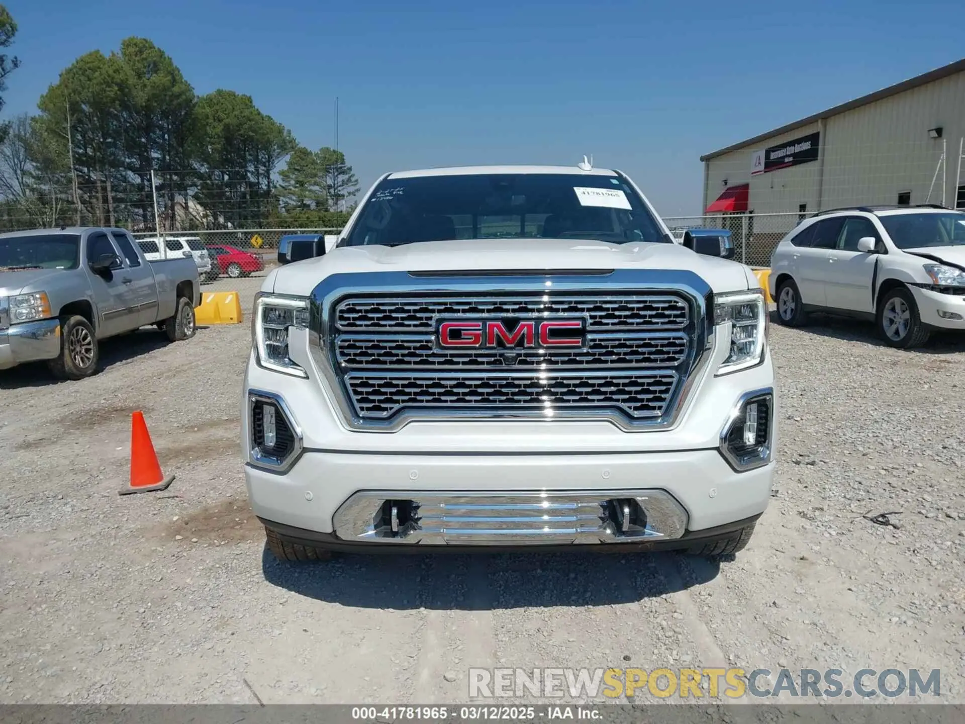 12 fotografías del automóvil dañado 3GTU9FEL6MG344432 GMC SIERRA 1500 2021