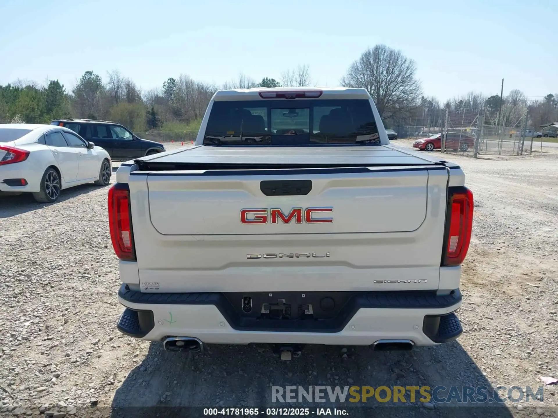 16 fotografías del automóvil dañado 3GTU9FEL6MG344432 GMC SIERRA 1500 2021