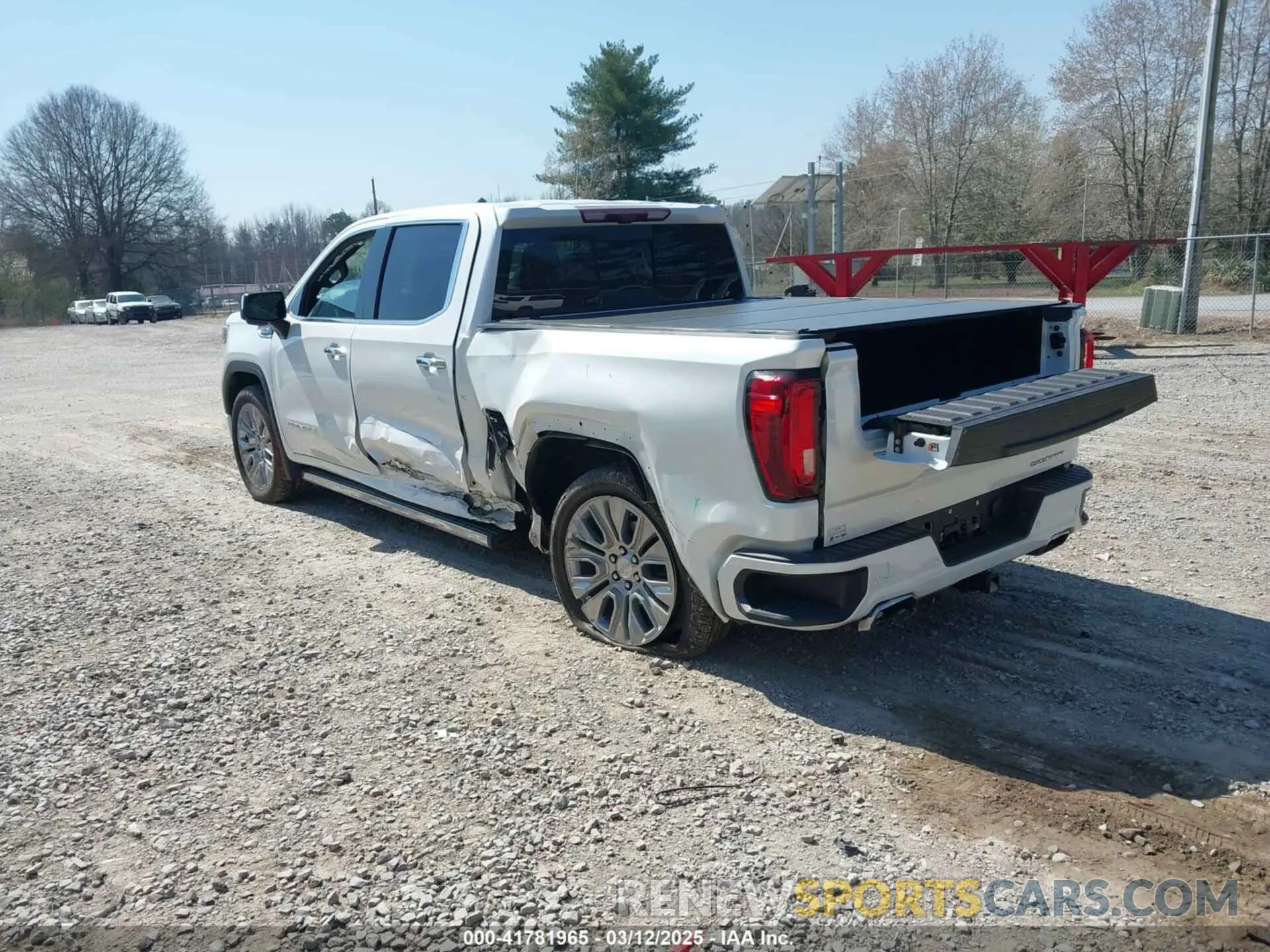 3 fotografías del automóvil dañado 3GTU9FEL6MG344432 GMC SIERRA 1500 2021