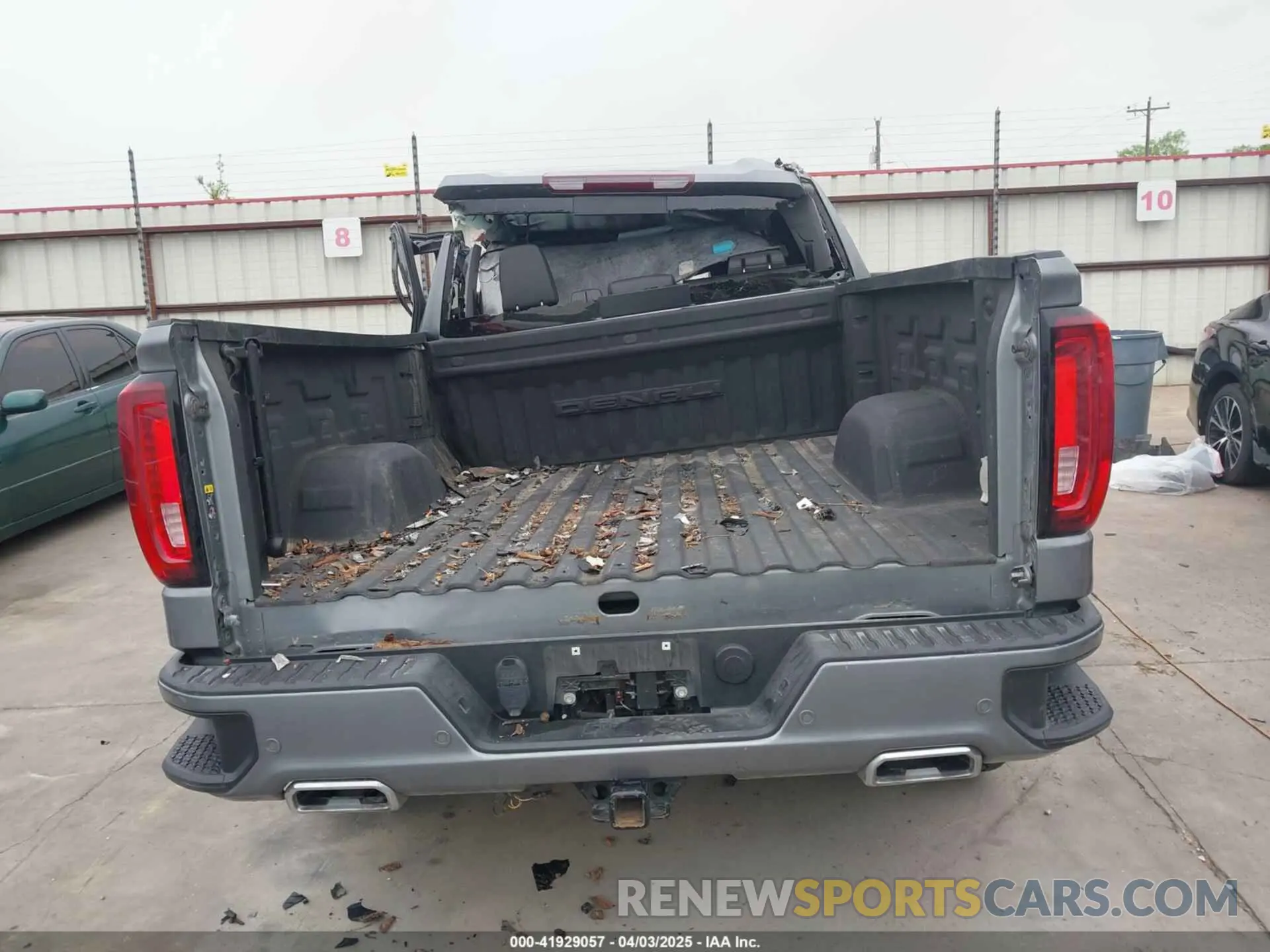 15 fotografías del automóvil dañado 3GTU9FET0MG437706 GMC SIERRA 1500 2021