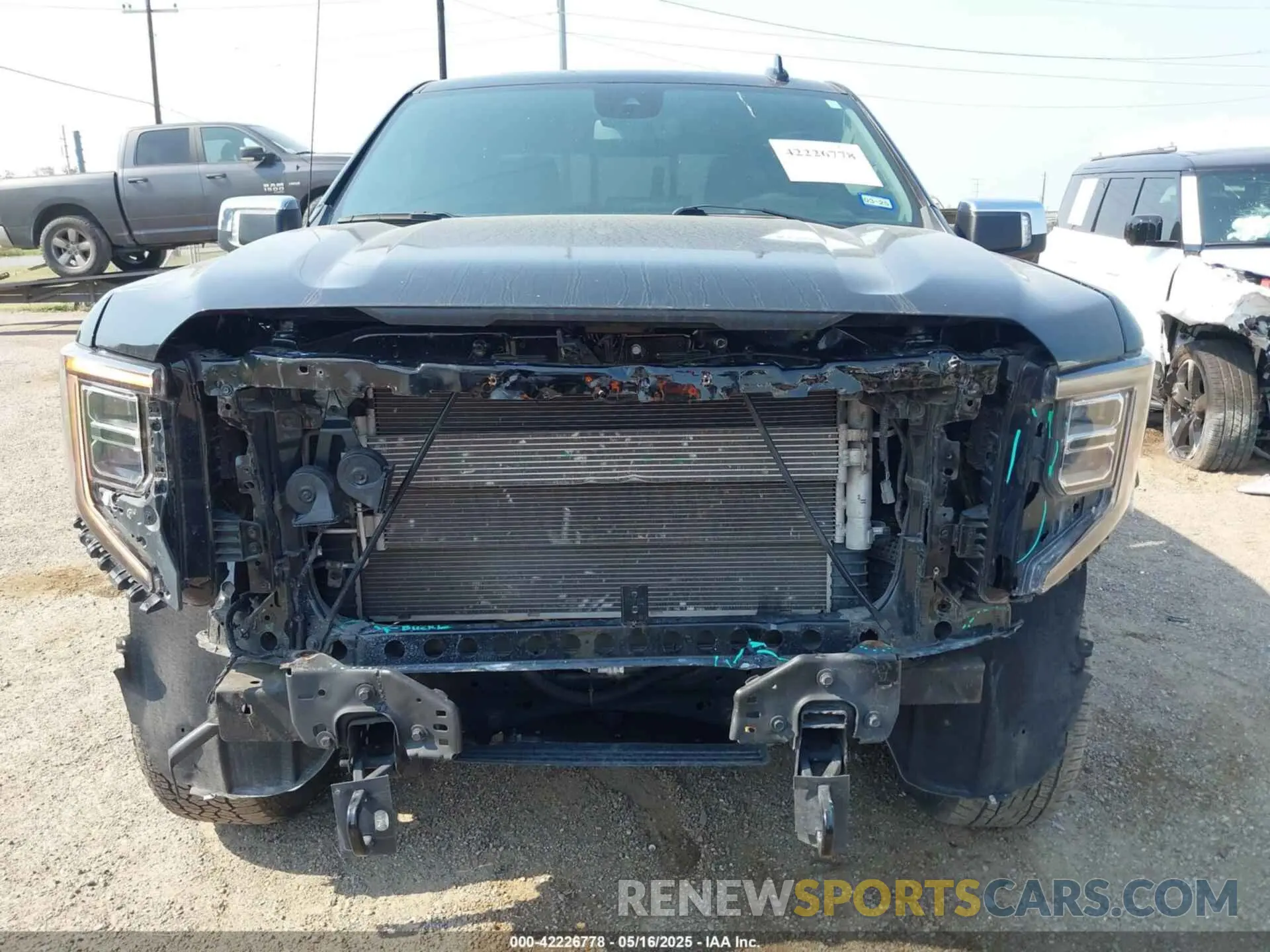 6 fotografías del automóvil dañado 1GTUUDED1NZ646000 GMC SIERRA 1500 2022