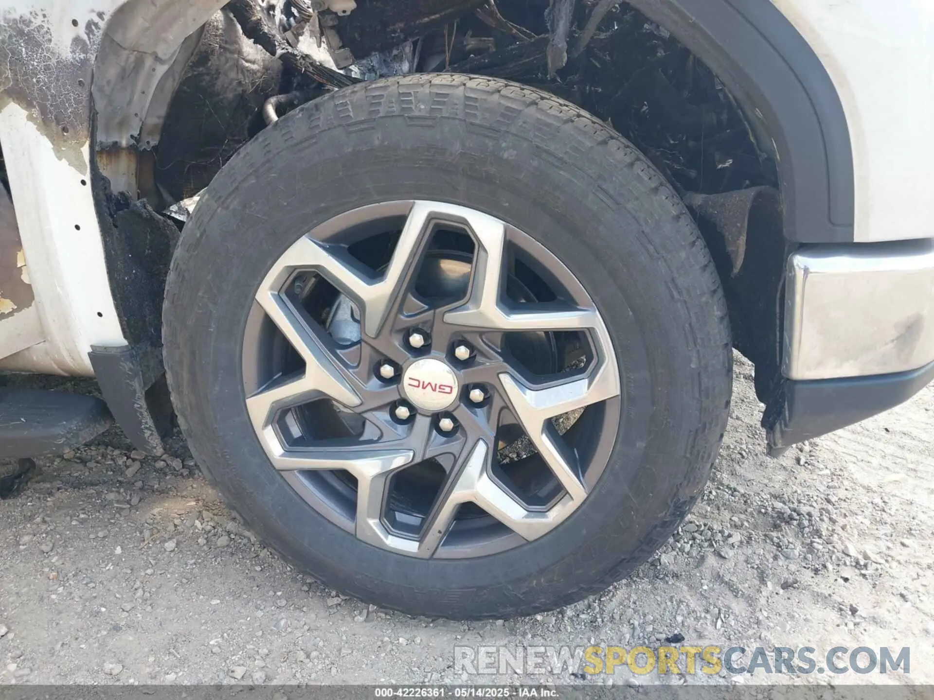 11 fotografías del automóvil dañado 1GTUUDED4NZ634939 GMC SIERRA 1500 2022