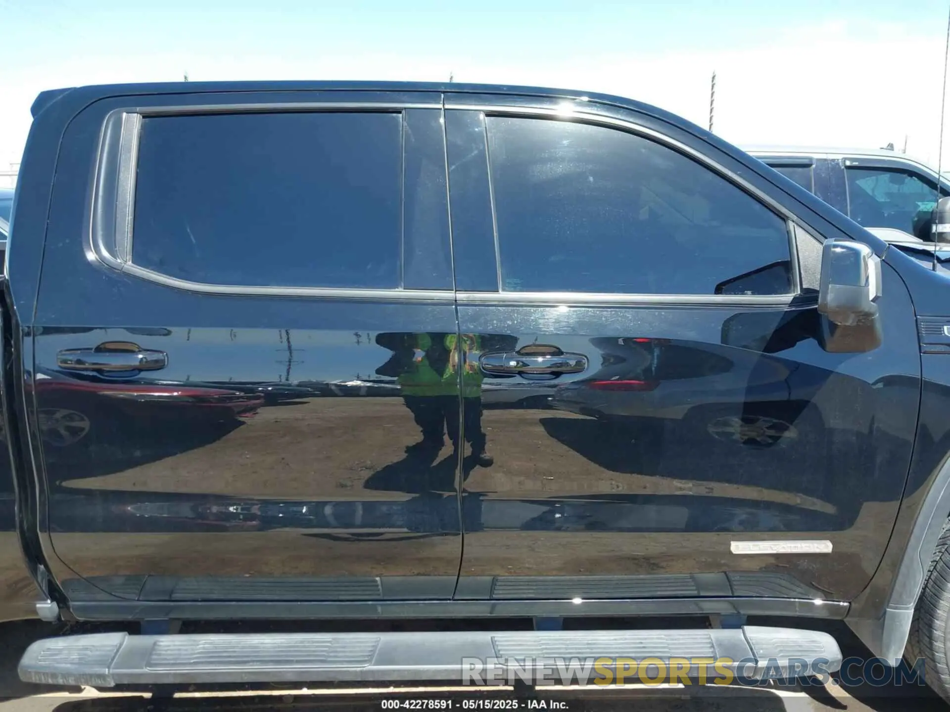 13 fotografías del automóvil dañado 3GTPHCEDXNG525803 GMC SIERRA 1500 2022