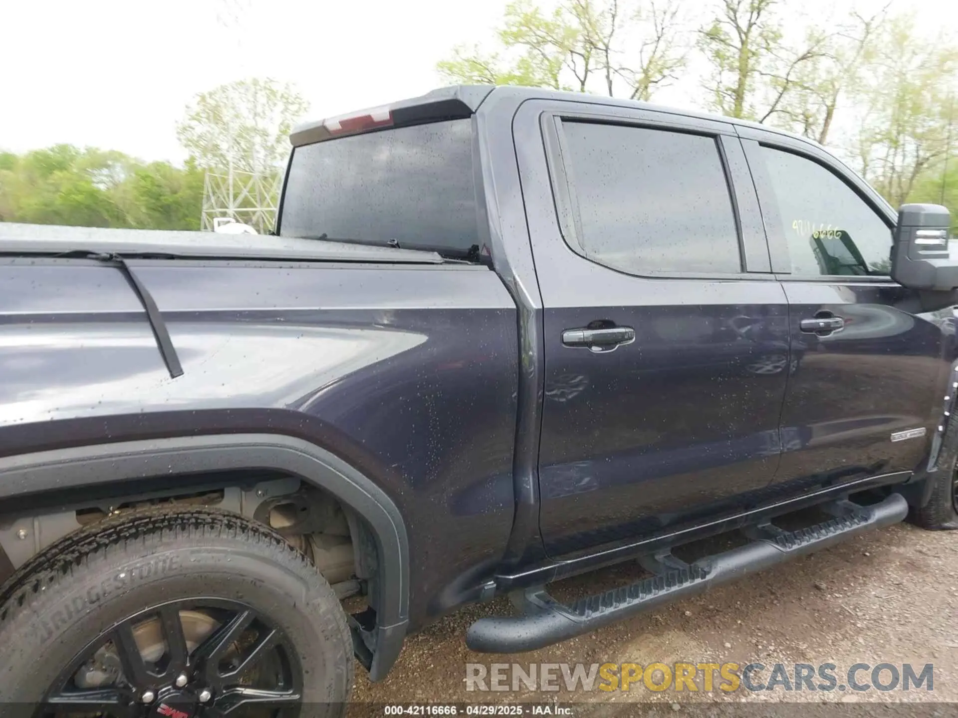 13 fotografías del automóvil dañado 3GTPUCEK1NG557680 GMC SIERRA 1500 2022