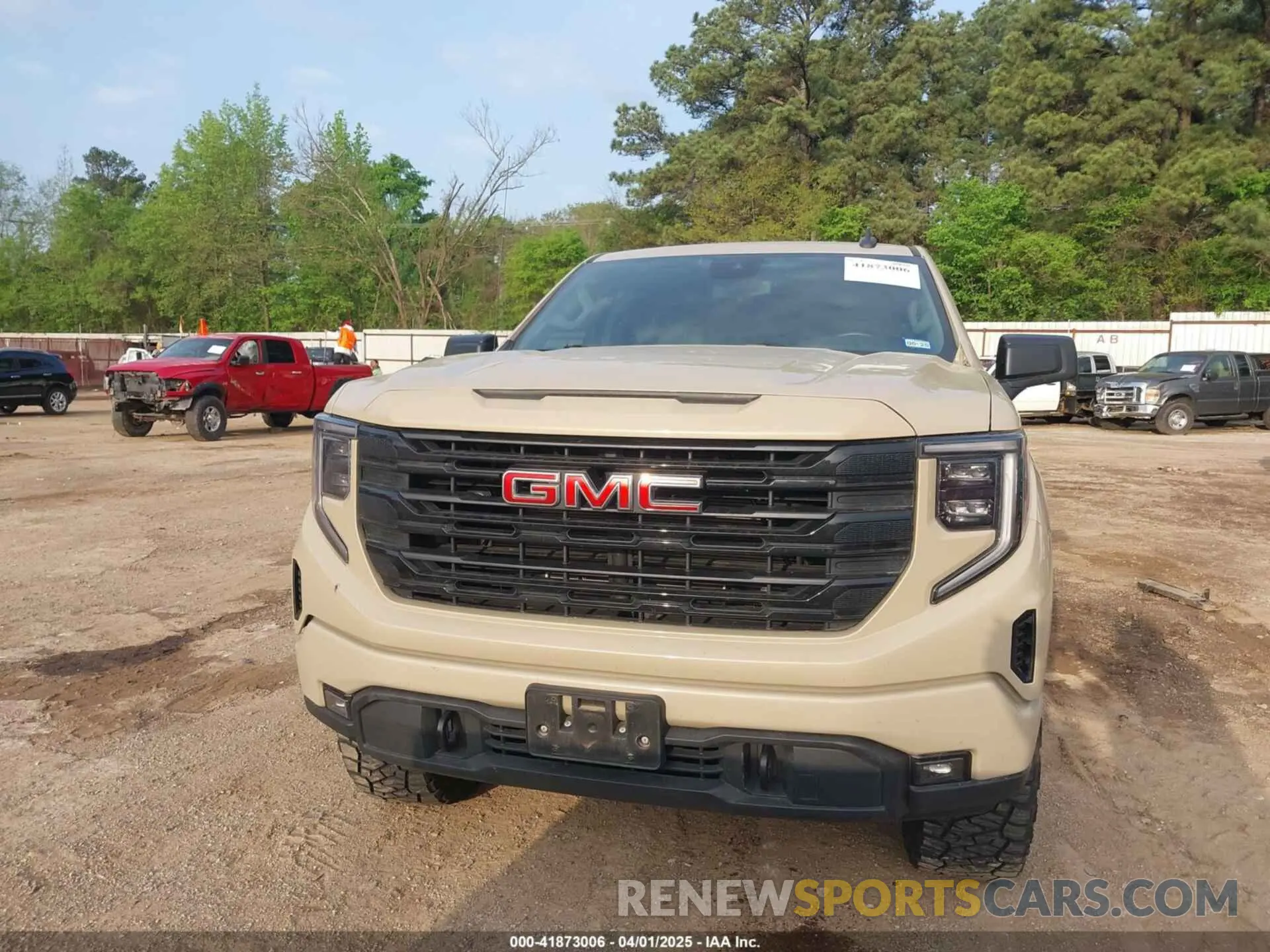 12 fotografías del automóvil dañado 3GTPUCEKXNG689661 GMC SIERRA 1500 2022