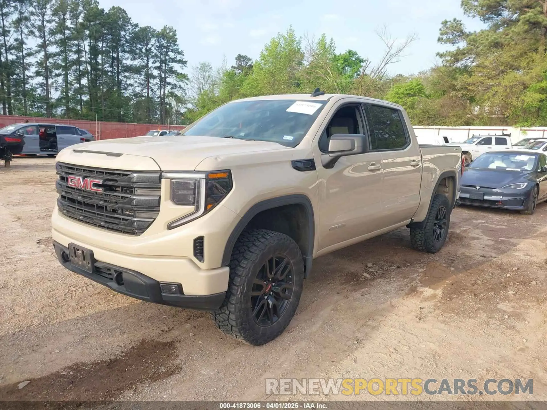 2 fotografías del automóvil dañado 3GTPUCEKXNG689661 GMC SIERRA 1500 2022