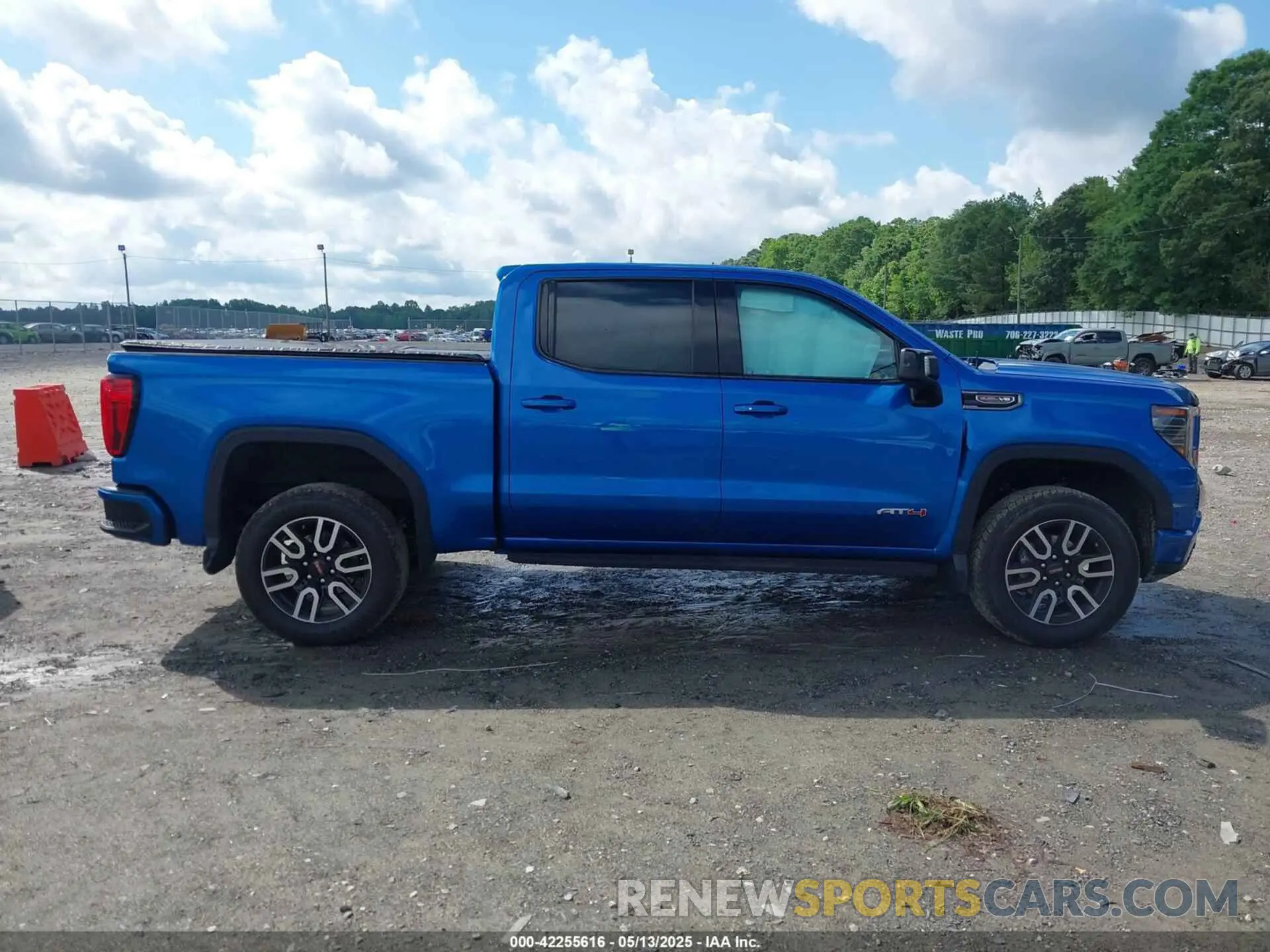 13 fotografías del automóvil dañado 3GTPUEEL2NG512820 GMC SIERRA 1500 2022