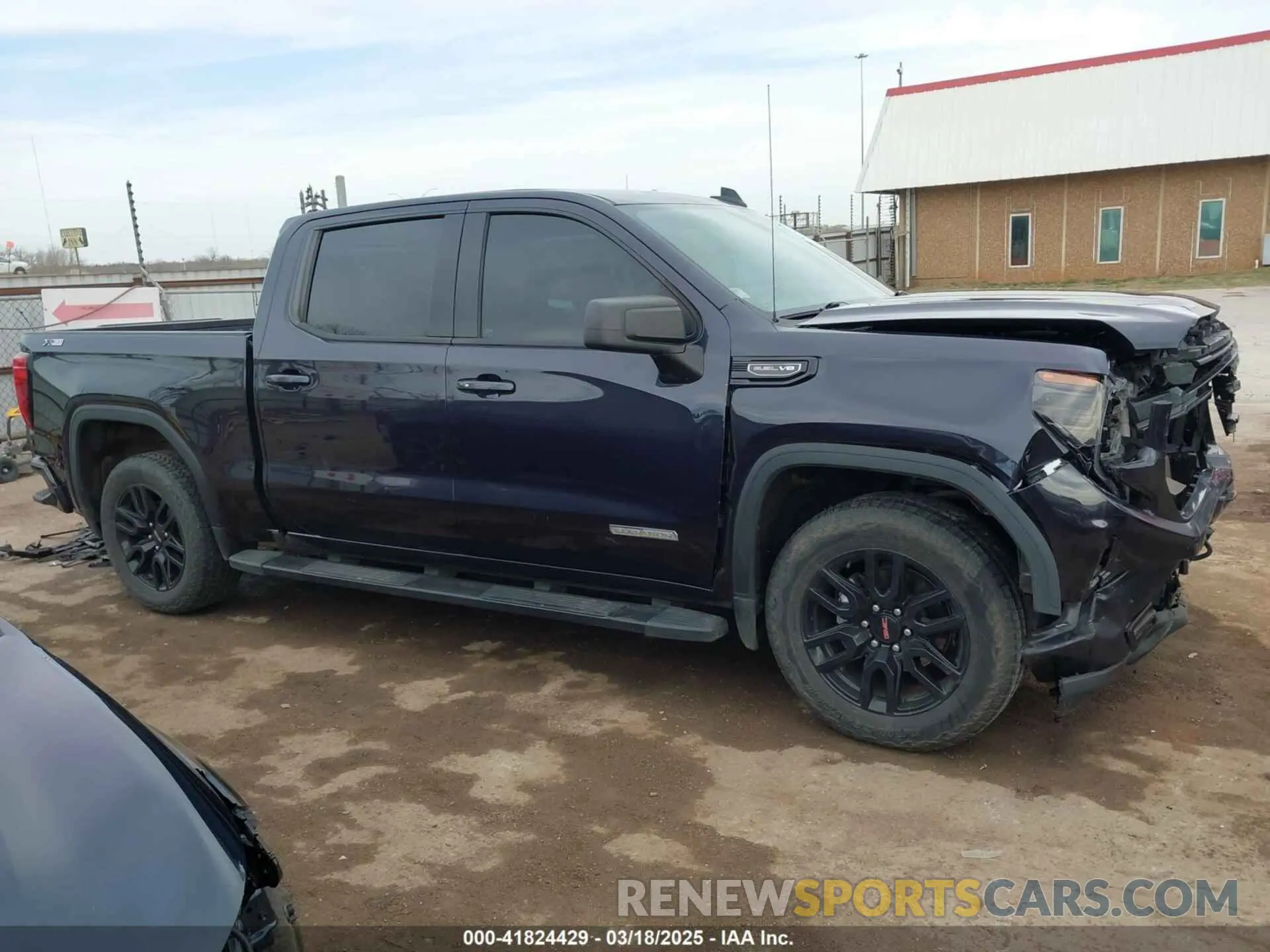 14 fotografías del automóvil dañado 3GTUUCED2NG567591 GMC SIERRA 1500 2022