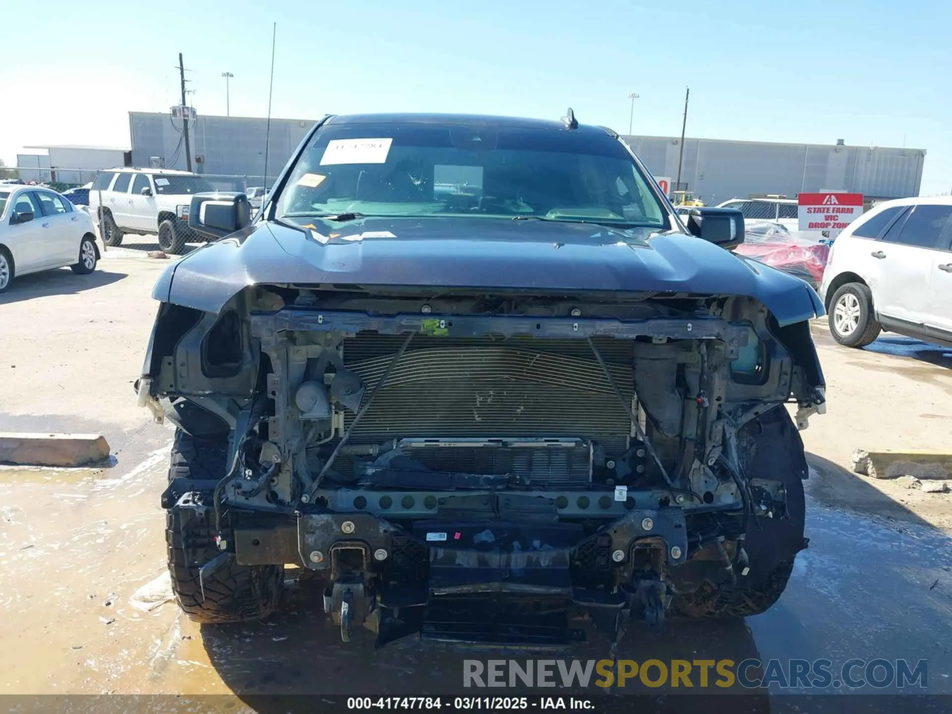 13 fotografías del automóvil dañado 3GTUUCET7NG547862 GMC SIERRA 1500 2022