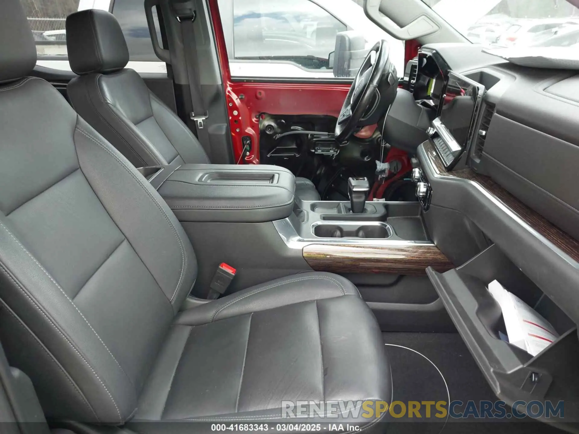 5 fotografías del automóvil dañado 3GTUUCETXNG547564 GMC SIERRA 1500 2022