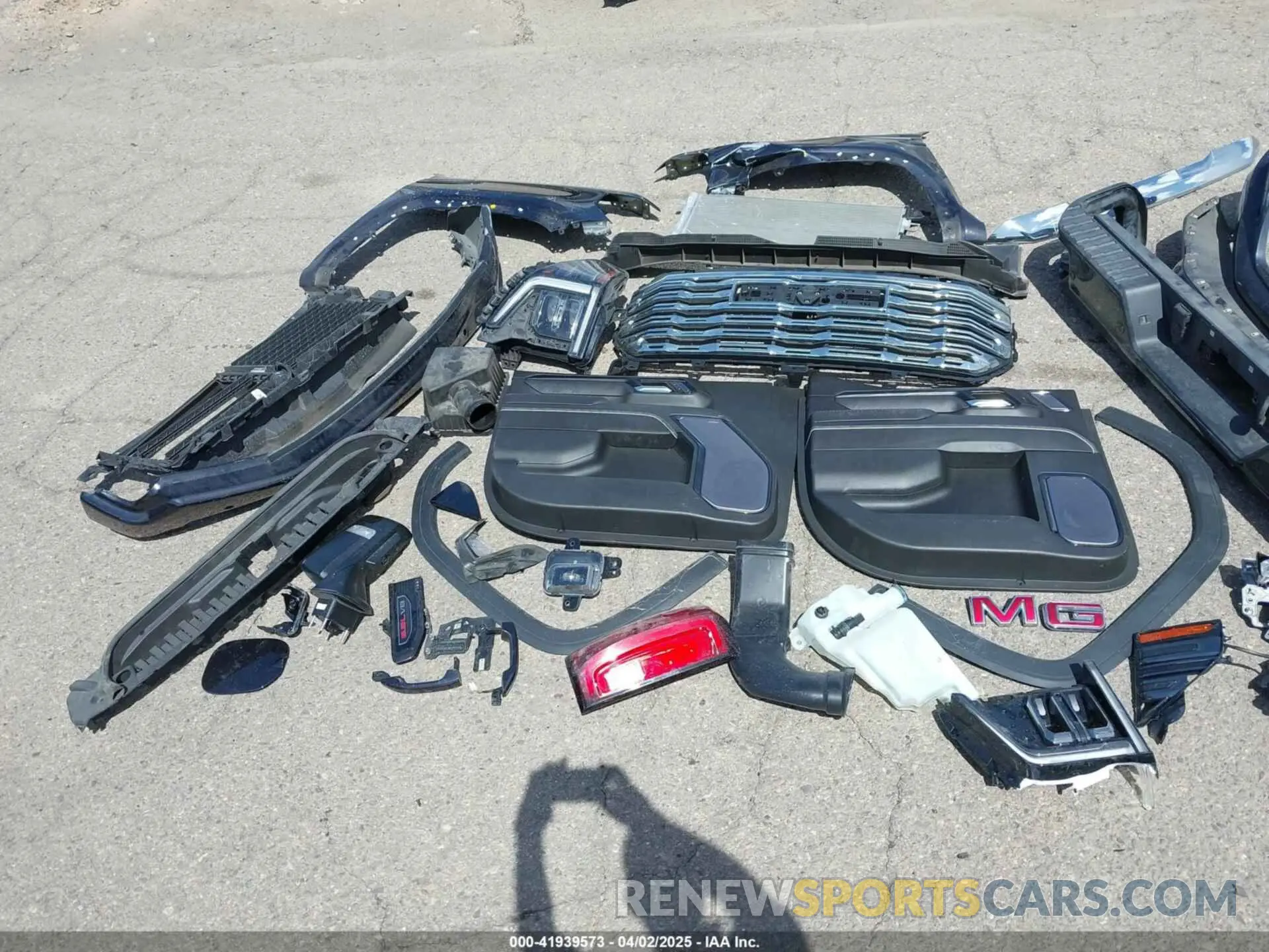19 fotografías del automóvil dañado 3GTUUFEL4NG623569 GMC SIERRA 1500 2022