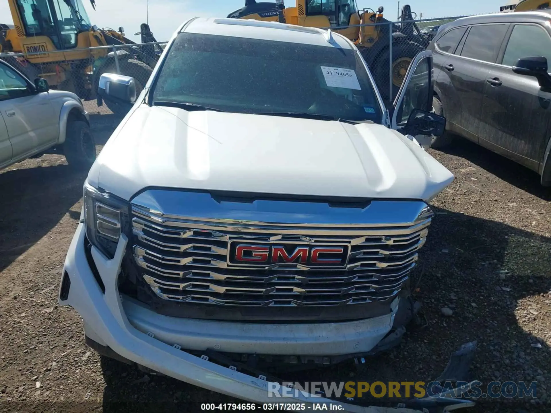 13 fotografías del automóvil dañado 3GTUUGED3NG682482 GMC SIERRA 1500 2022