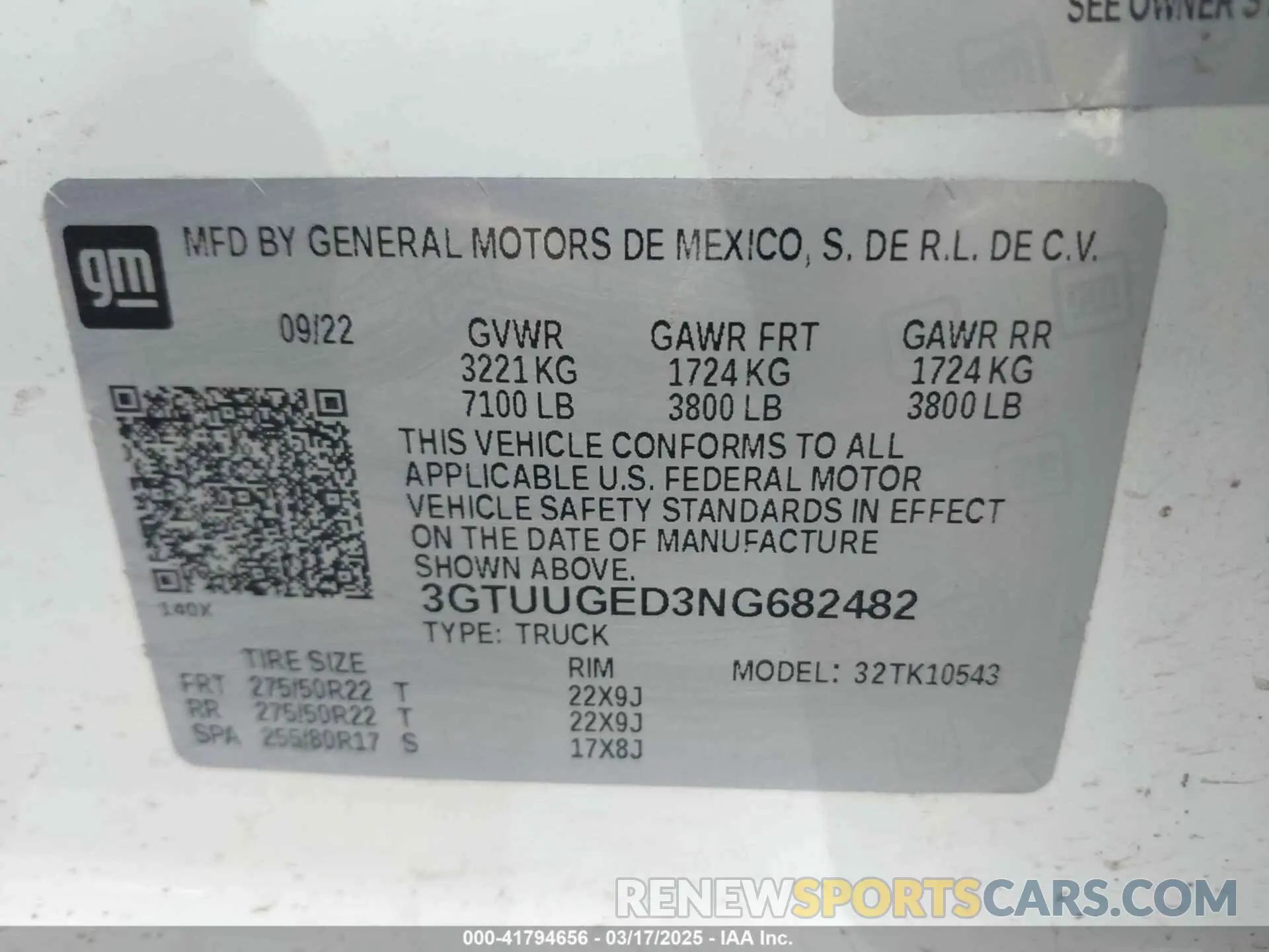 9 fotografías del automóvil dañado 3GTUUGED3NG682482 GMC SIERRA 1500 2022