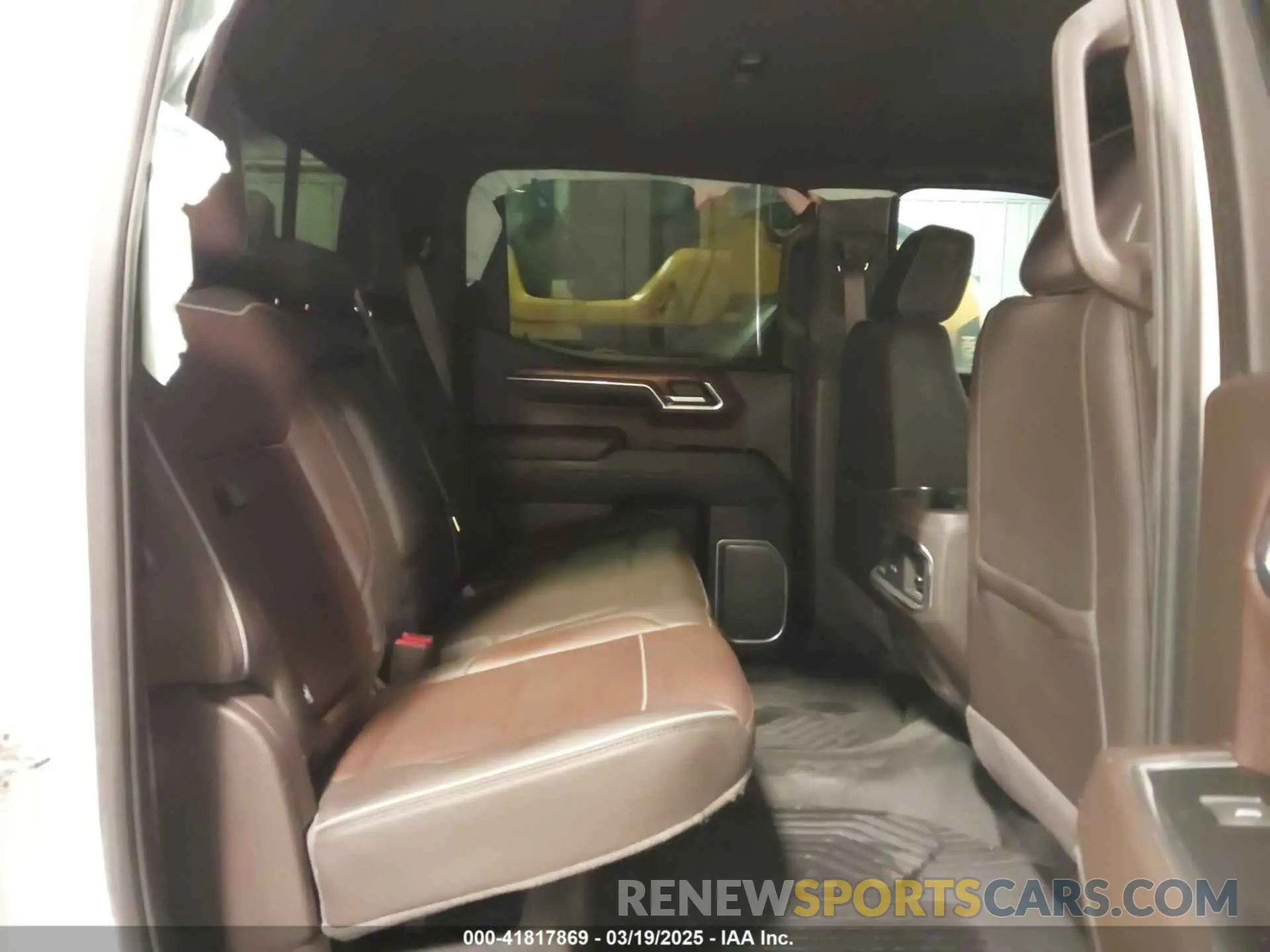 8 fotografías del automóvil dañado 3GTUUGET4NG616787 GMC SIERRA 1500 2022