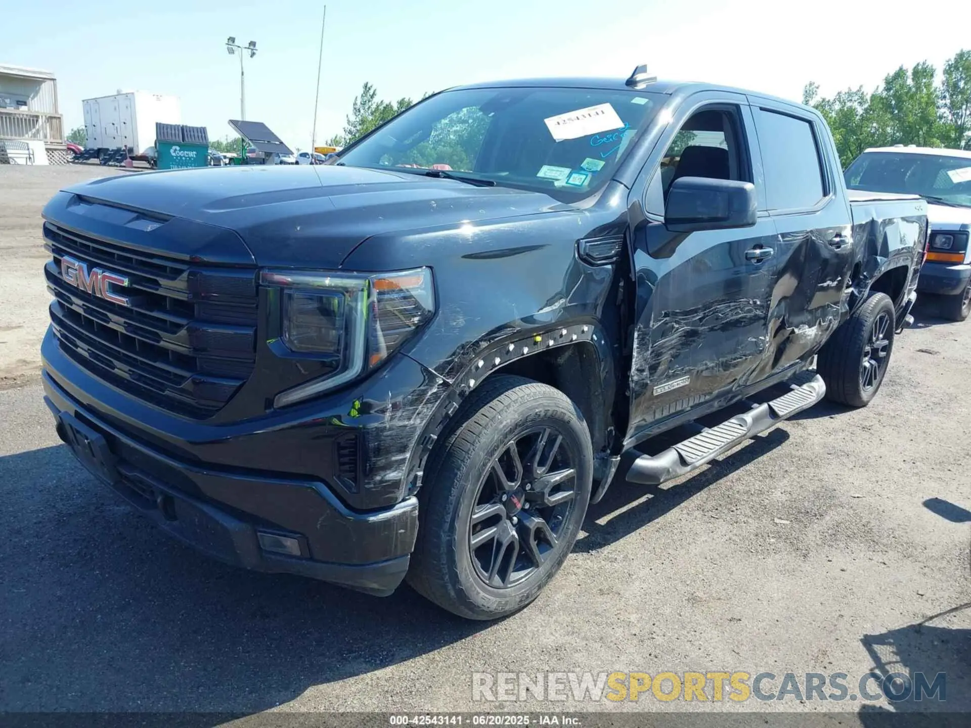 2 fotografías del automóvil dañado 1GTPUCEK7PZ169758 GMC SIERRA 1500 2023