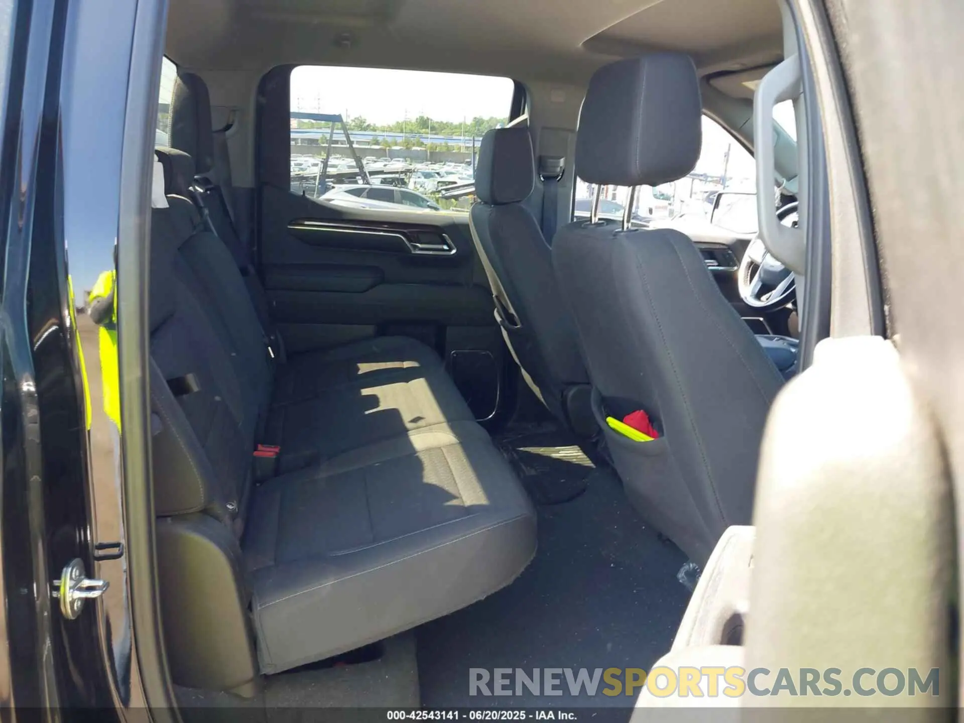 8 fotografías del automóvil dañado 1GTPUCEK7PZ169758 GMC SIERRA 1500 2023