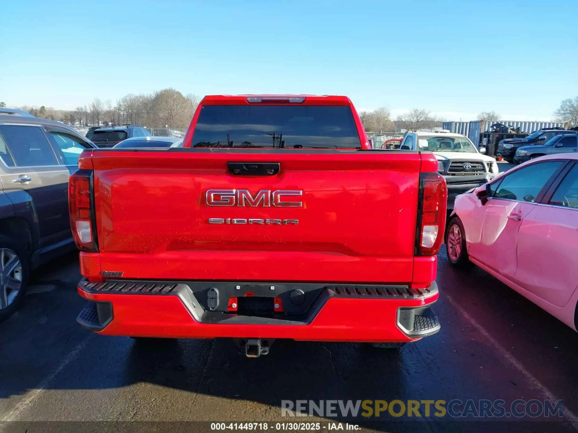16 fotografías del automóvil dañado 1GTRUAED0PZ278173 GMC SIERRA 1500 2023